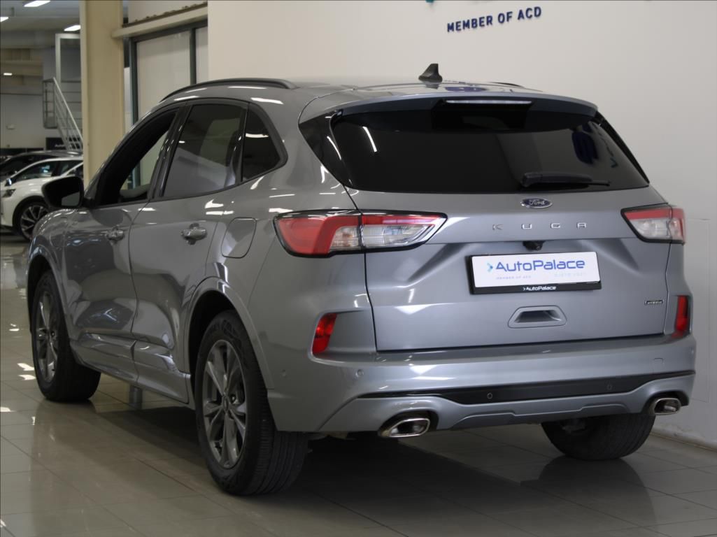 Ford Kuga, 2,5 PHEV 165kW ST-line X 34tkm - fotka 3