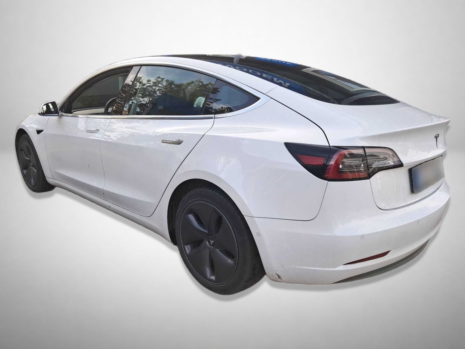 Tesla Model 3, Long Range 4WD 78kWh, SoH 87% - fotka 2