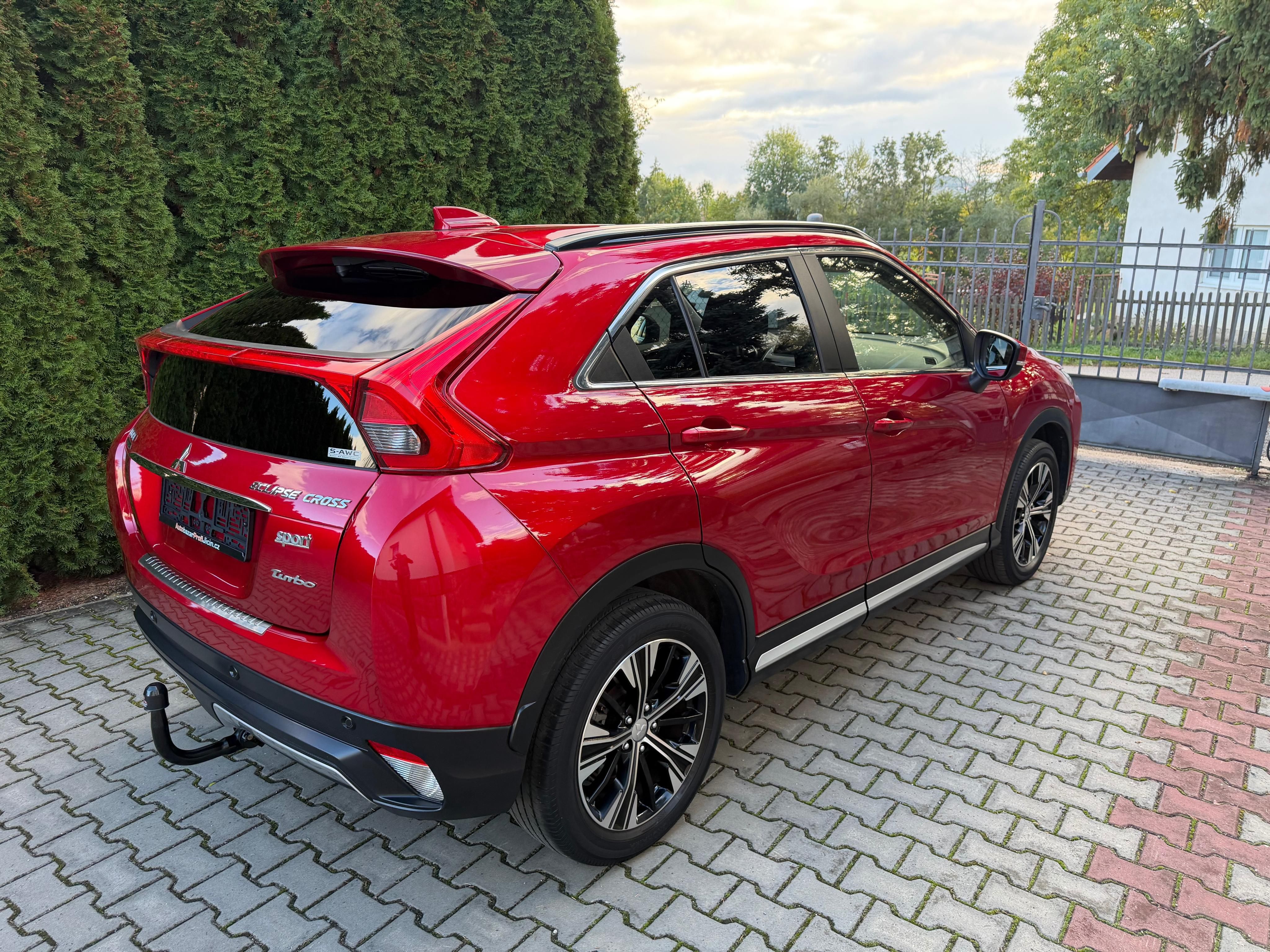 Mitsubishi Eclipse Cross, 1,5 T 4x4 Automat 1 Majitel - fotka 4