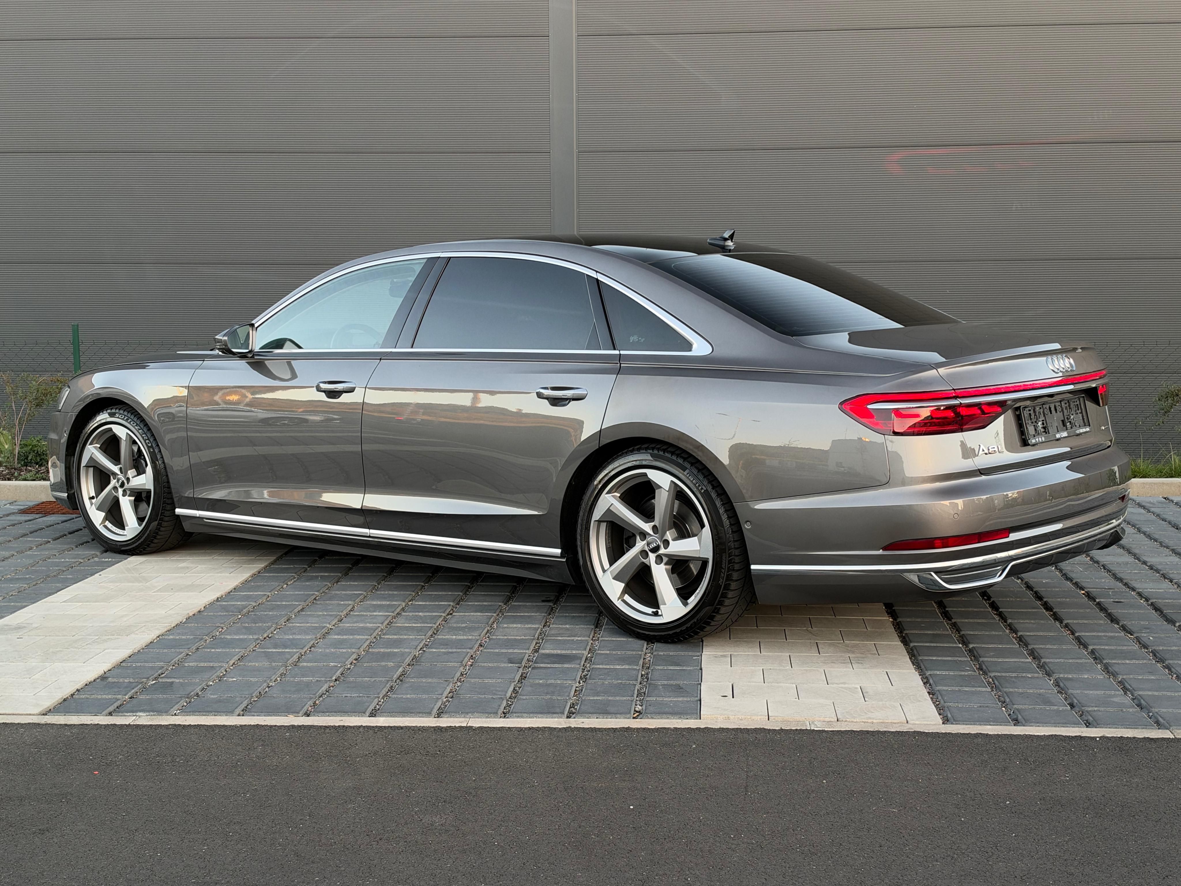 Audi A8, MASÁŽE • WEBASTO • VZDUCH •PPF - fotka 3