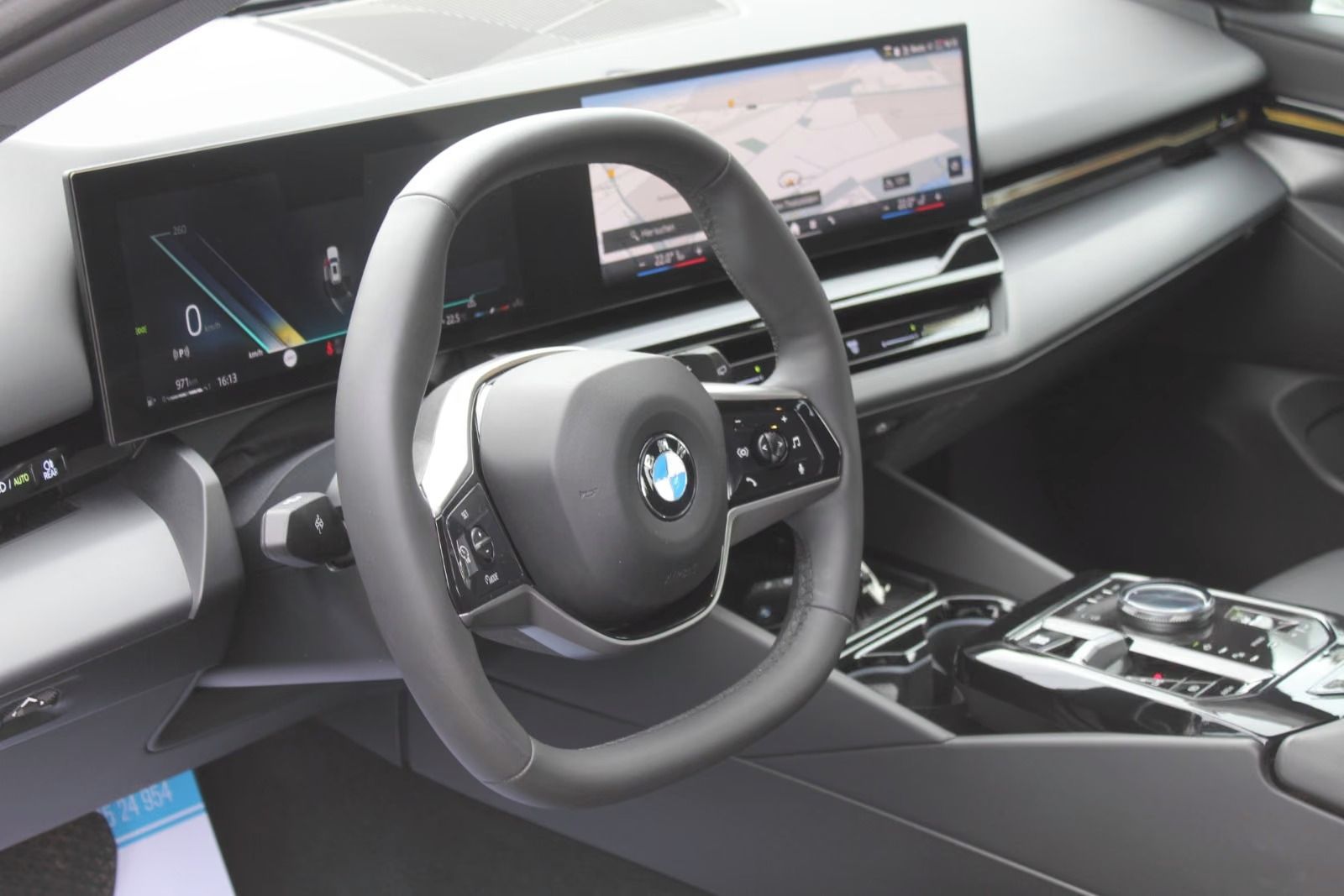 BMW Řada 5 - fotka 6