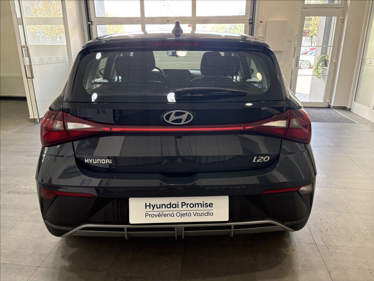 Hyundai i20, 1,2i MT Wave + Winter - fotka 4