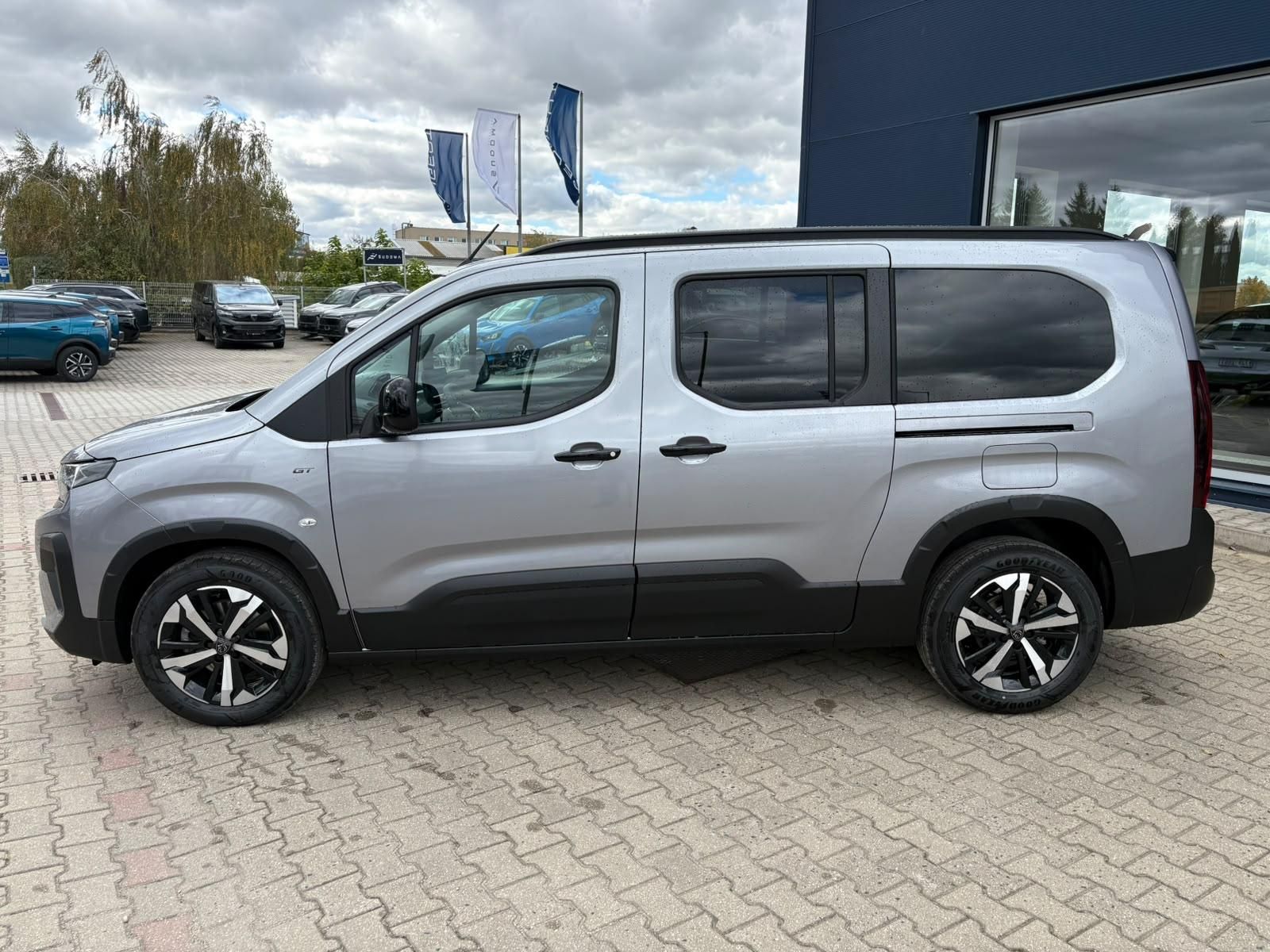 Peugeot Rifter, LONG GT BlueHDi 130 EAT8 - fotka 4