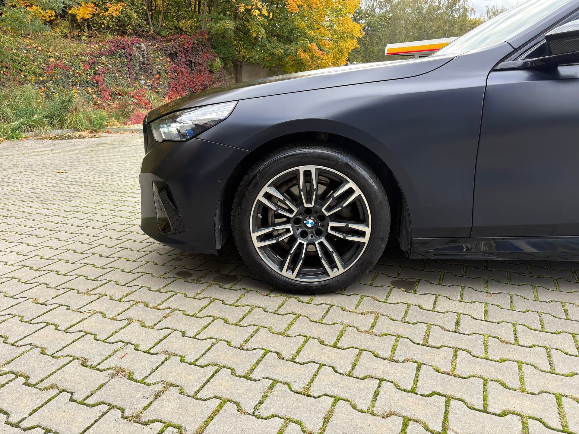 BMW Řada 5, 520d xDrive/Touring/M-Paket - fotka 4