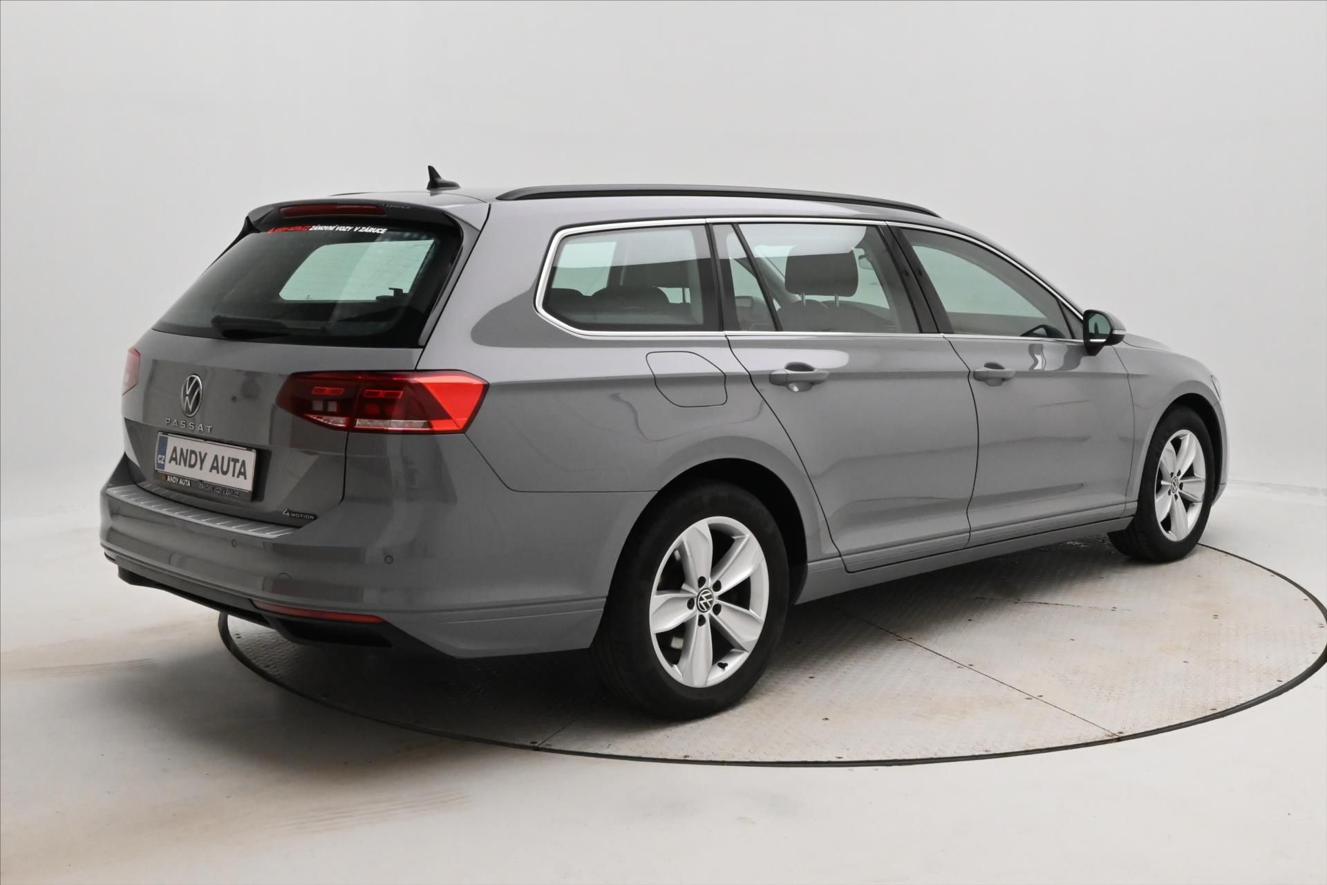 Volkswagen Passat, 2,0 TDI 147kW DSG 4x4 Business - fotka 5