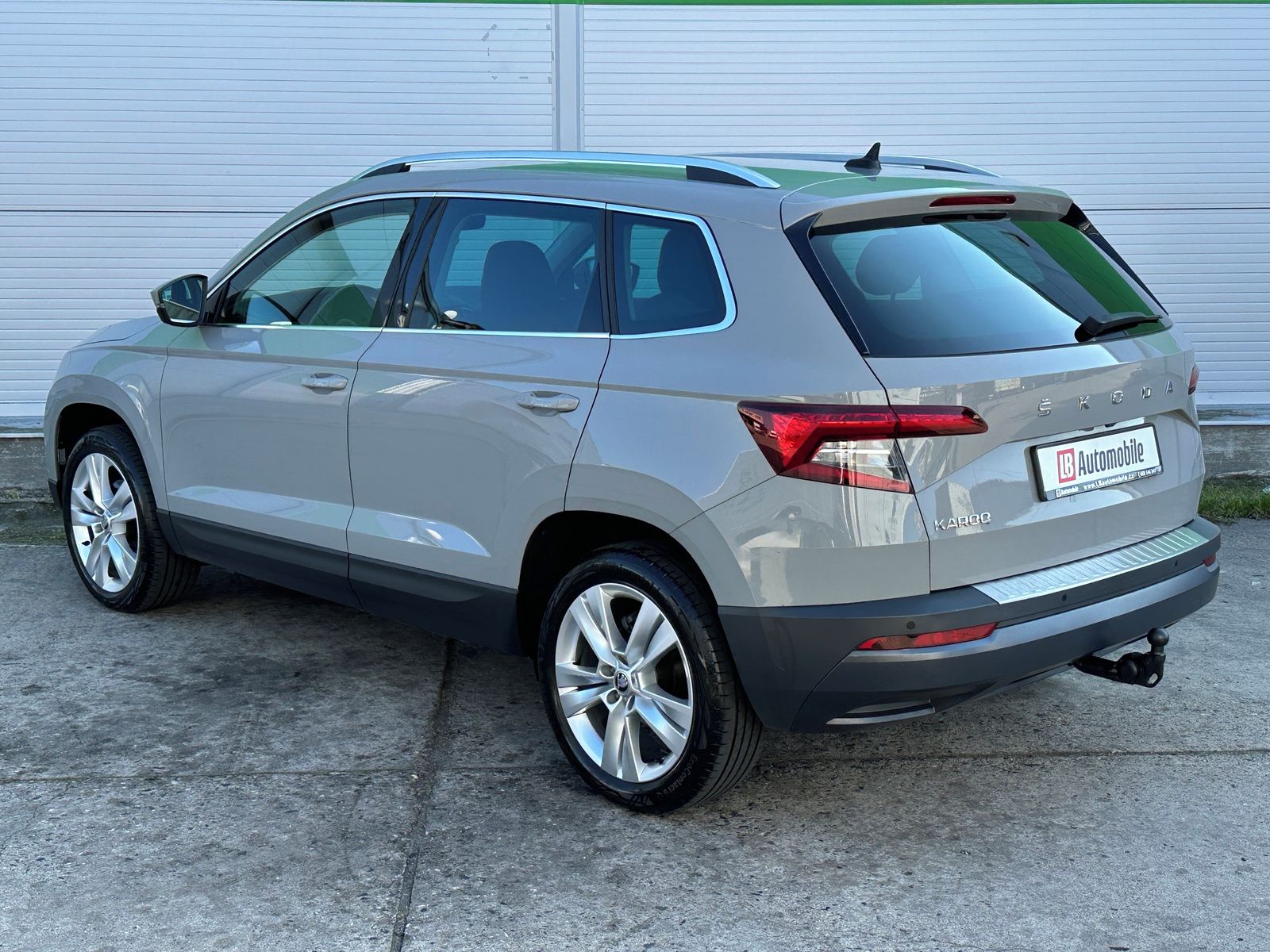 Škoda Karoq, 1.5TSi DSG NAVI TAŽNÉ ALU18 - fotka 6