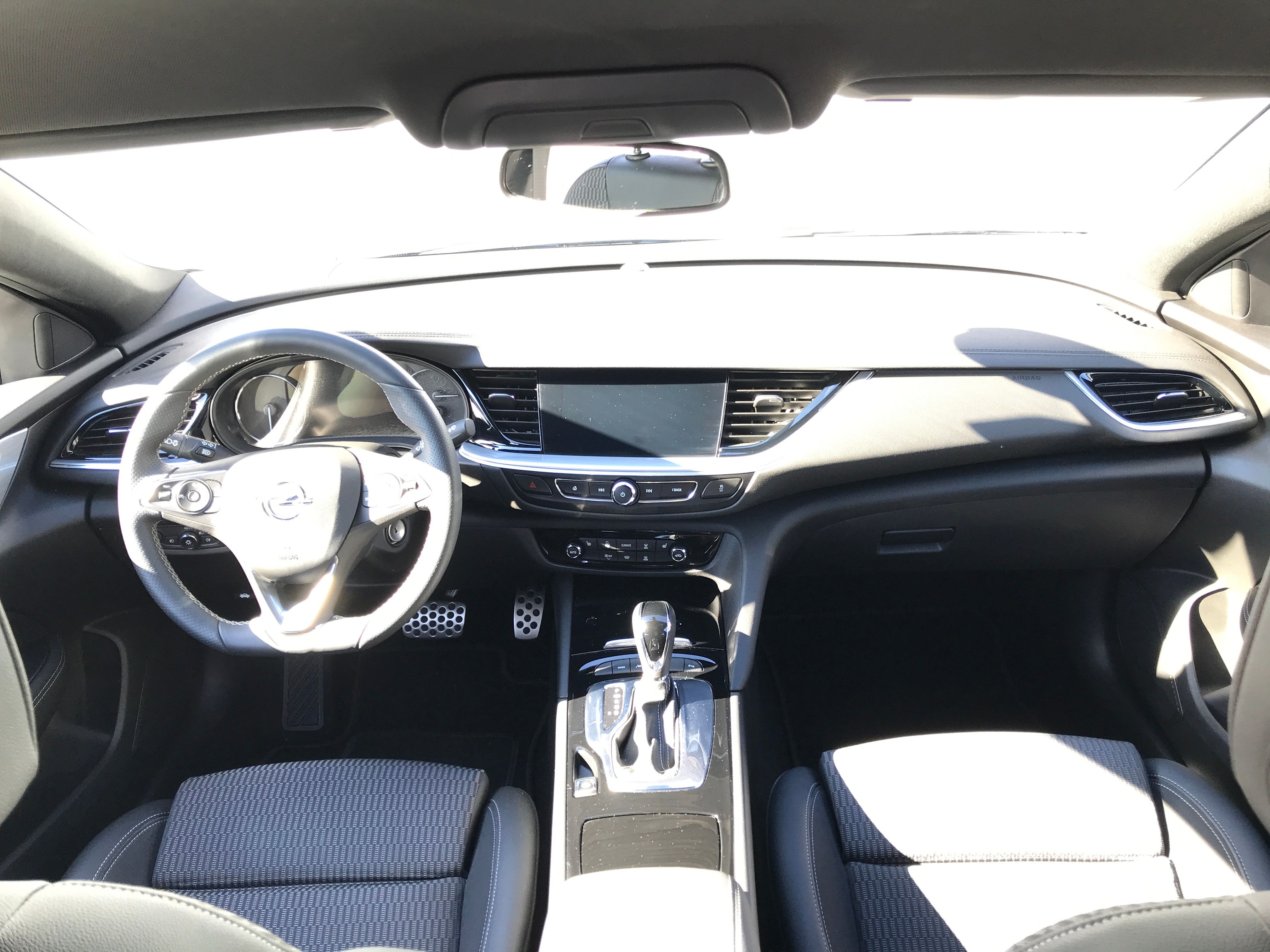 Opel Insignia - fotka 5