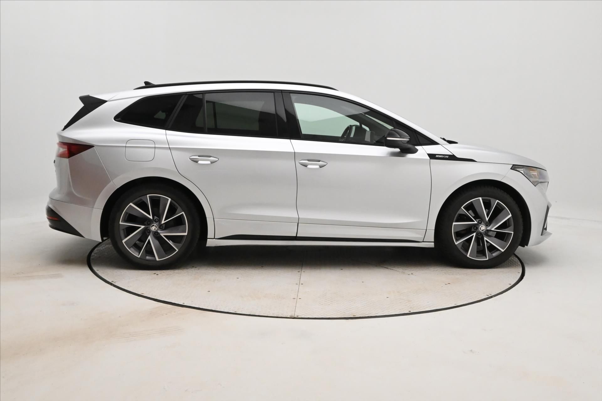 Škoda Enyaq, iV BEV 60 132kW SportPlus Záru - fotka 4