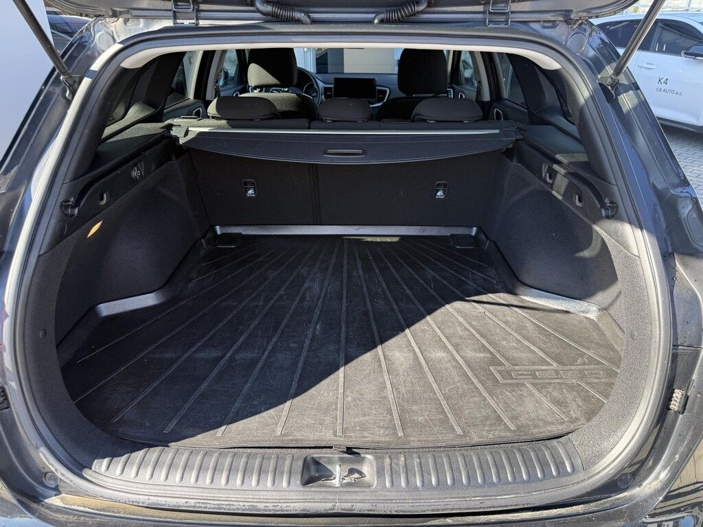 Kia Cee´d, 1,5 T-GDi 7DCT TOP + BUS - fotka 6