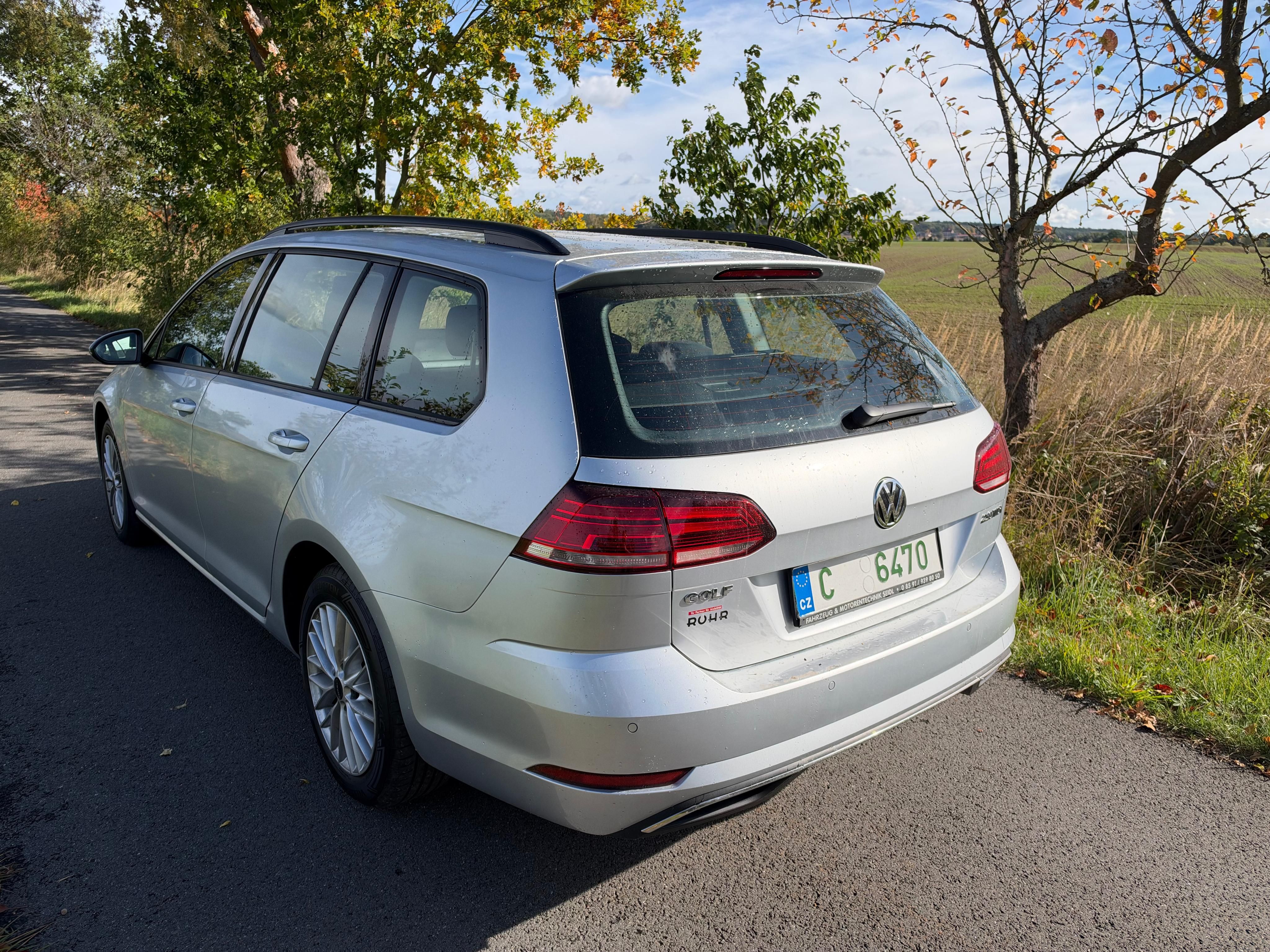Volkswagen Golf, Variant 2,0TDi 110kW Comfort - fotka 4
