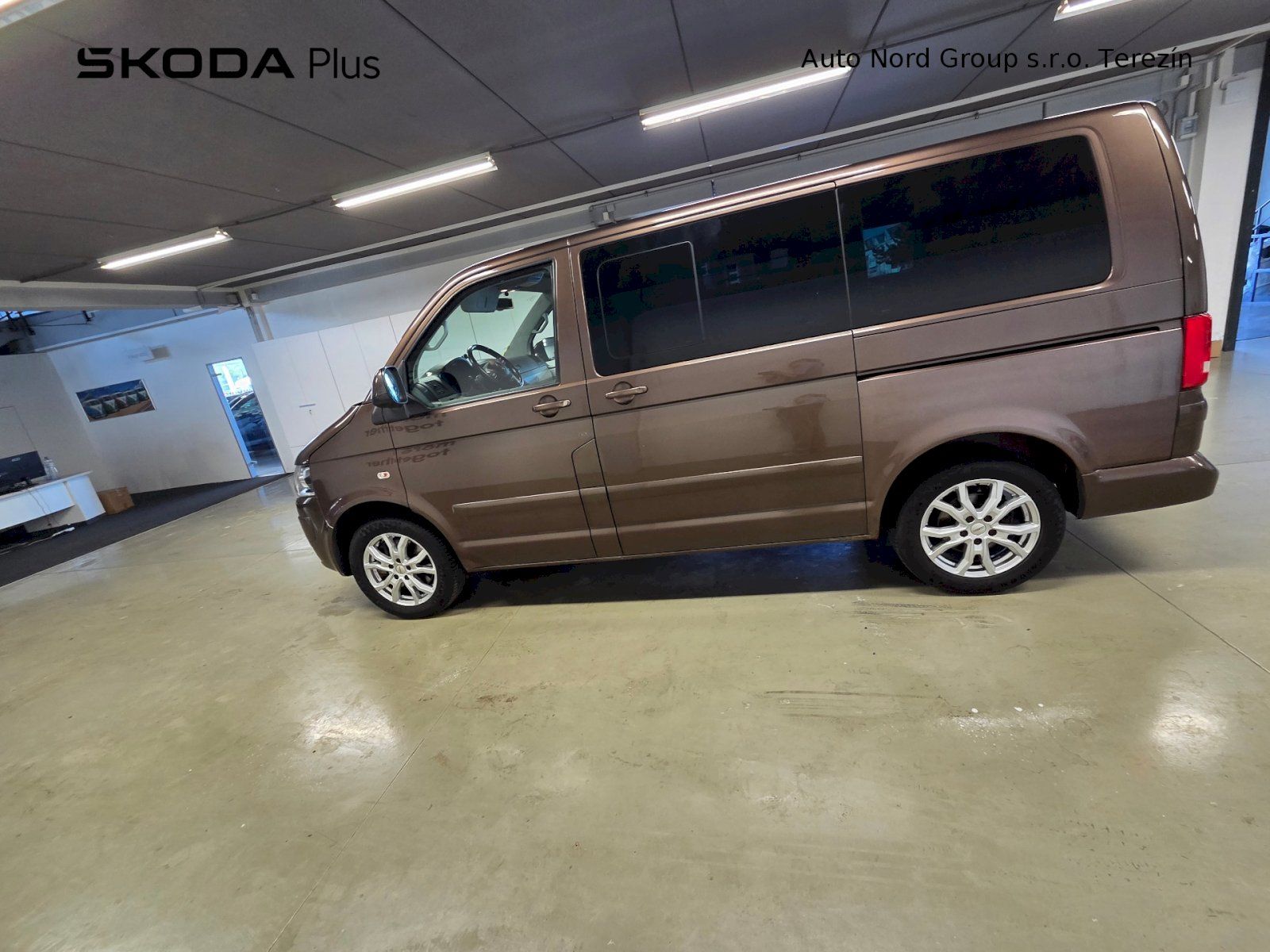 Volkswagen Multivan, 2.0 TDI 132 kW DSG 4MOTION - fotka 3