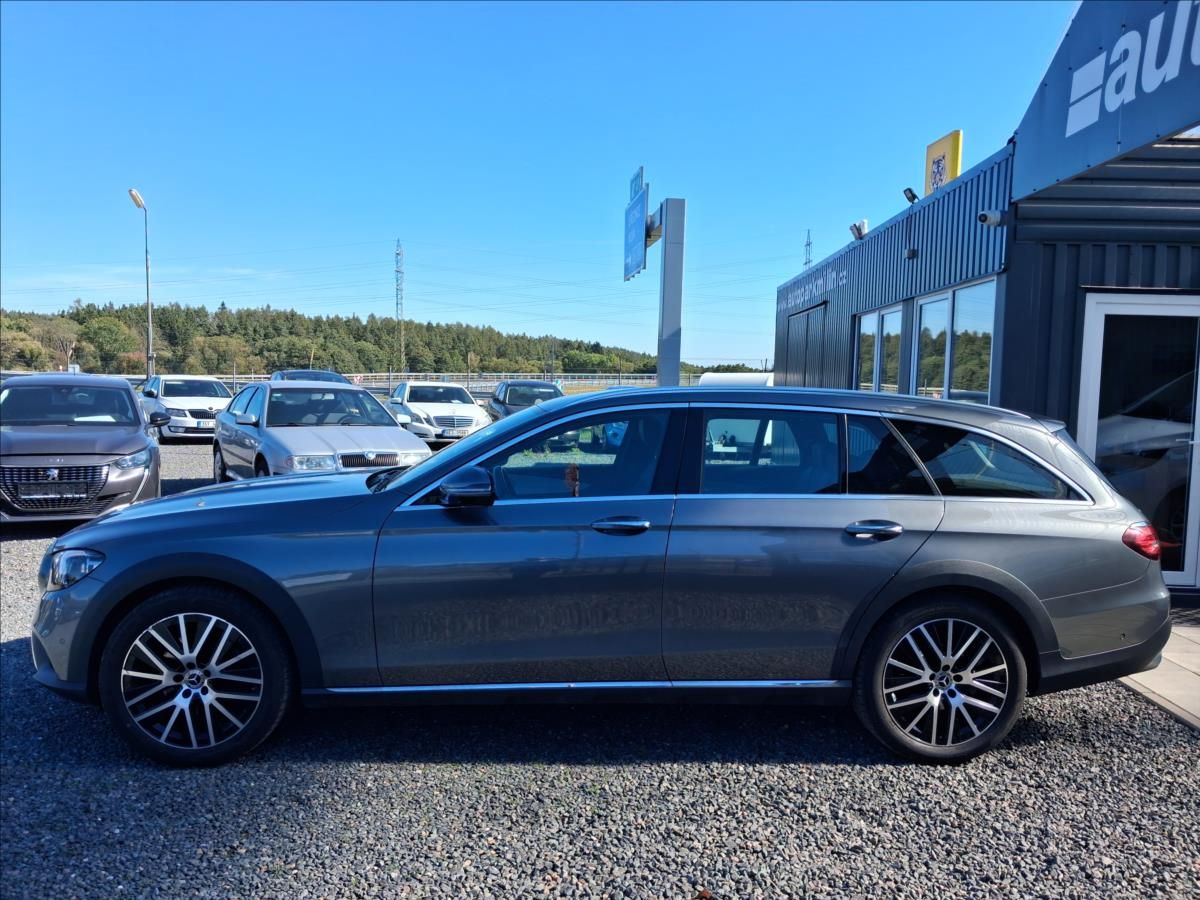 Mercedes-Benz Třídy E, 2,0 ALLTERRAIN,143 kw,DPH, CZ - fotka 4