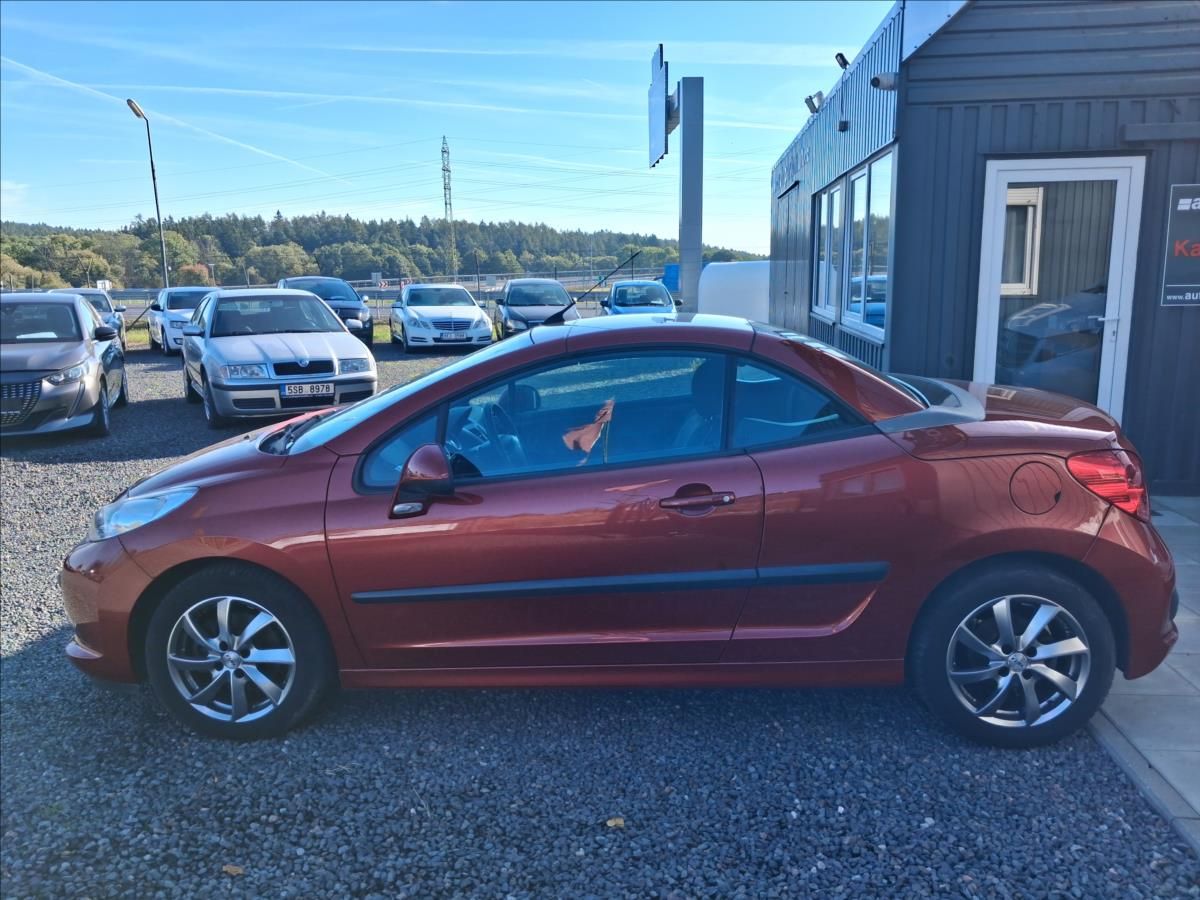 Peugeot 207, 1,6 207 CC - fotka 4