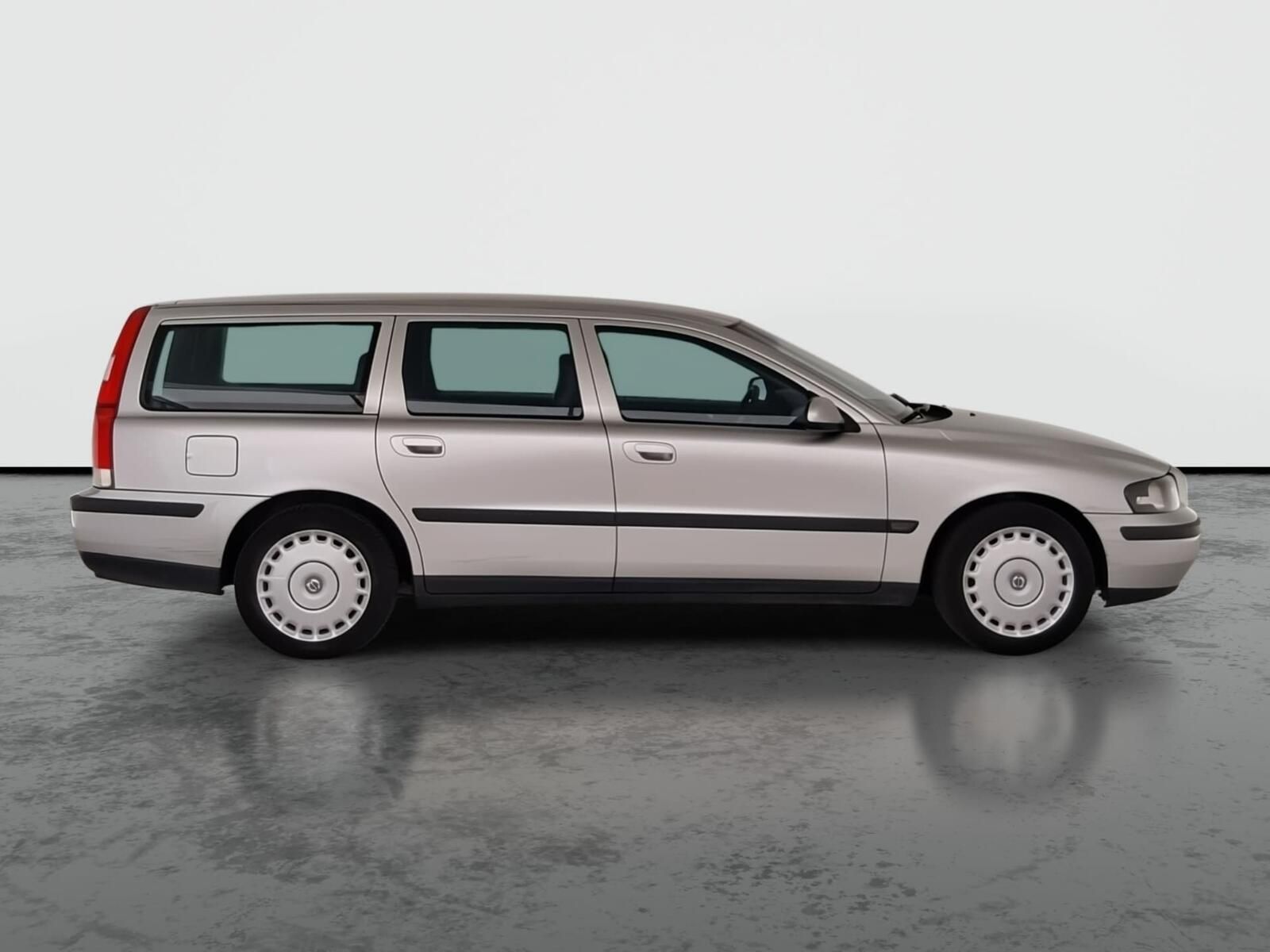 Volvo V70, 2.4, LPG, po STK, Klima - fotka 6