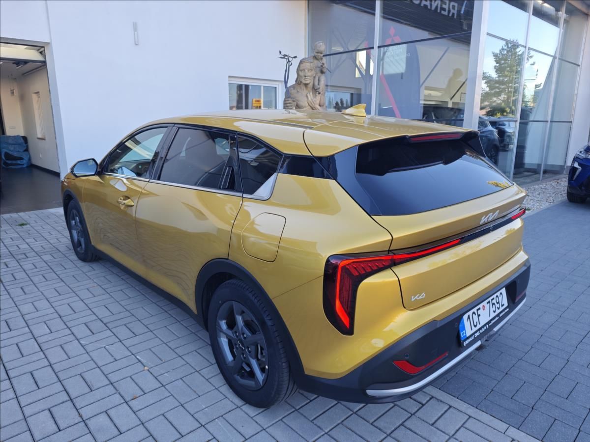 Kia K4, 1,6 T-GDI 110kW 7DCT  TOP - fotka 4