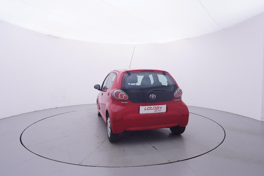 Toyota Aygo, 1.0 VTi 50 kW - fotka 4