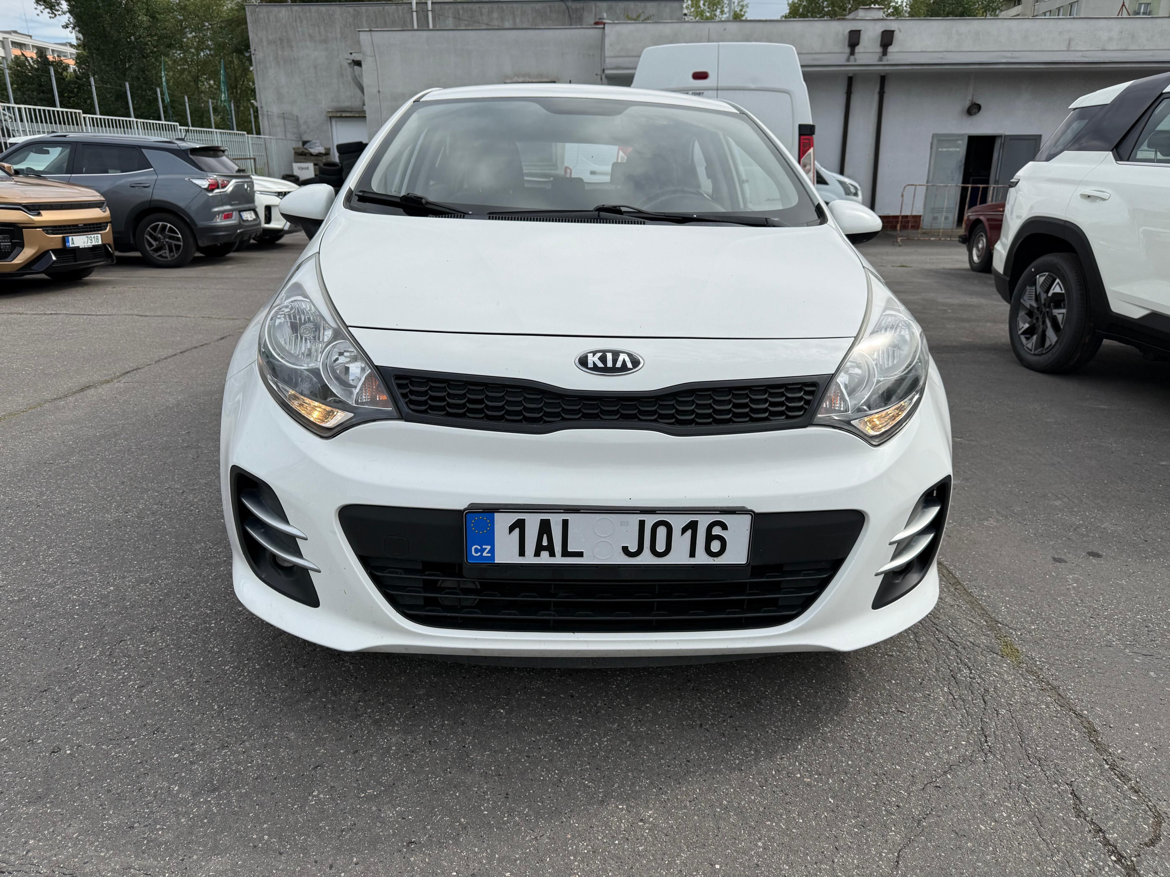 Kia Rio, Mnoho nových dílů,STAV - fotka 2