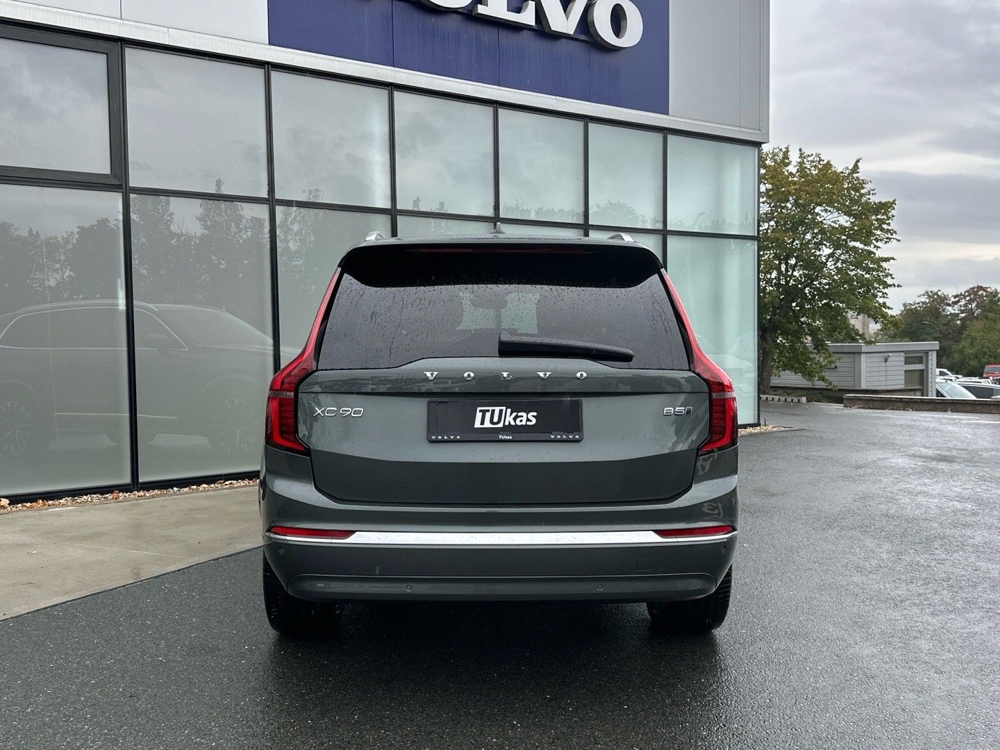 Volvo XC90, 2.0B5 184kW 4x4  PLUS BRIGHT - fotka 5