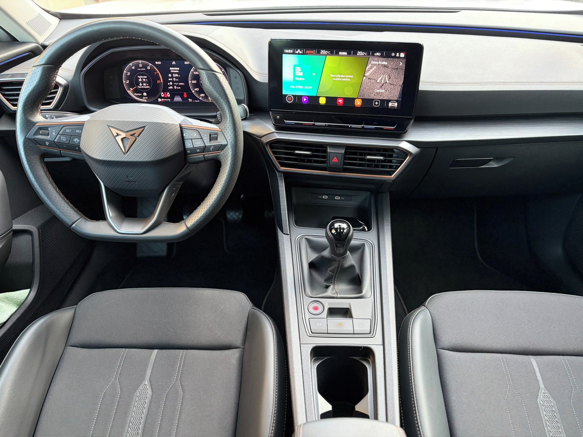 Cupra Formentor, 1.5TSI 110 kW. Manuál 30tis.km - fotka 5