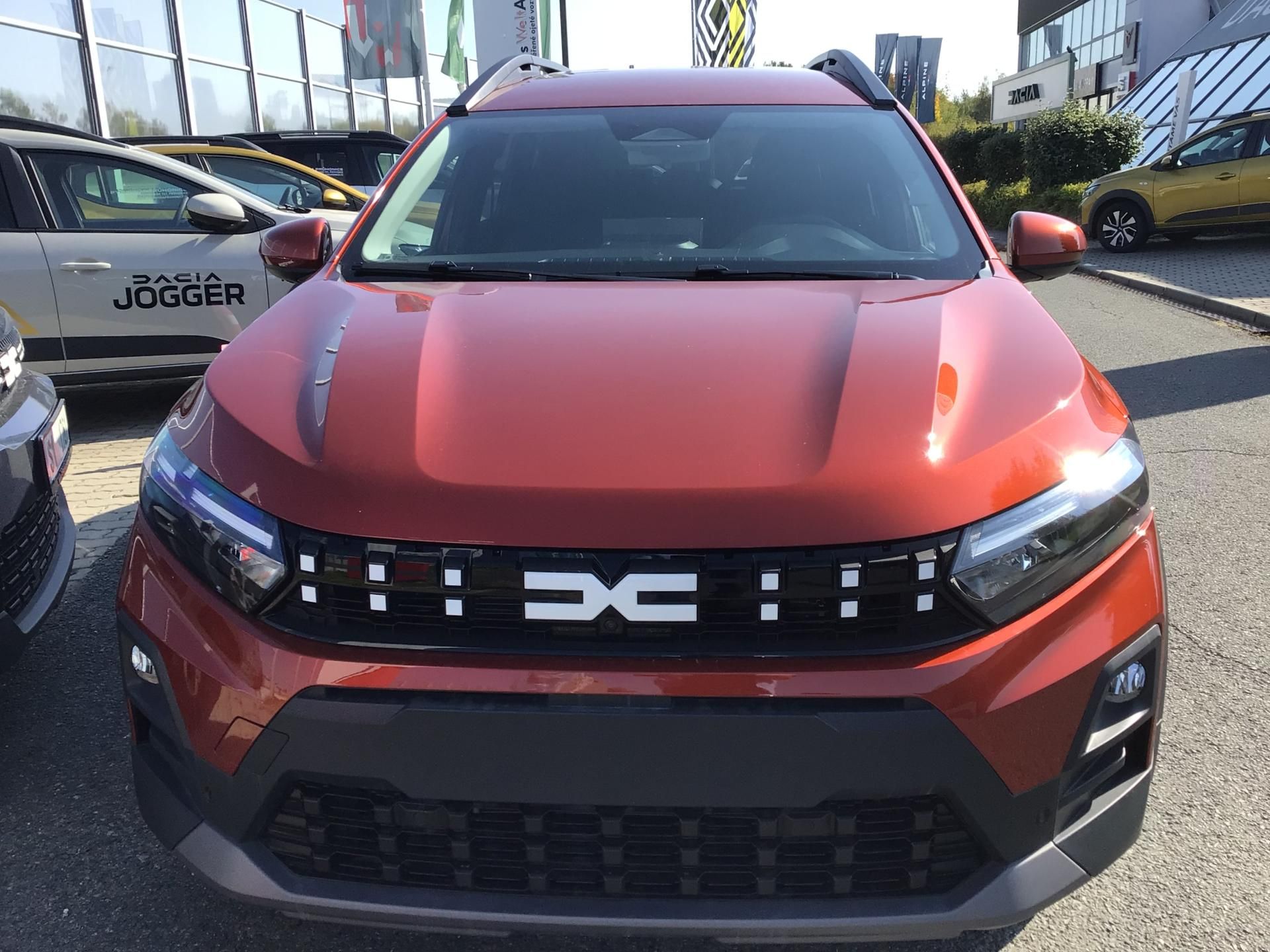 Dacia Jogger, 7MÍST FULL HYBRID MAXIM.VÝBAVA - fotka 6