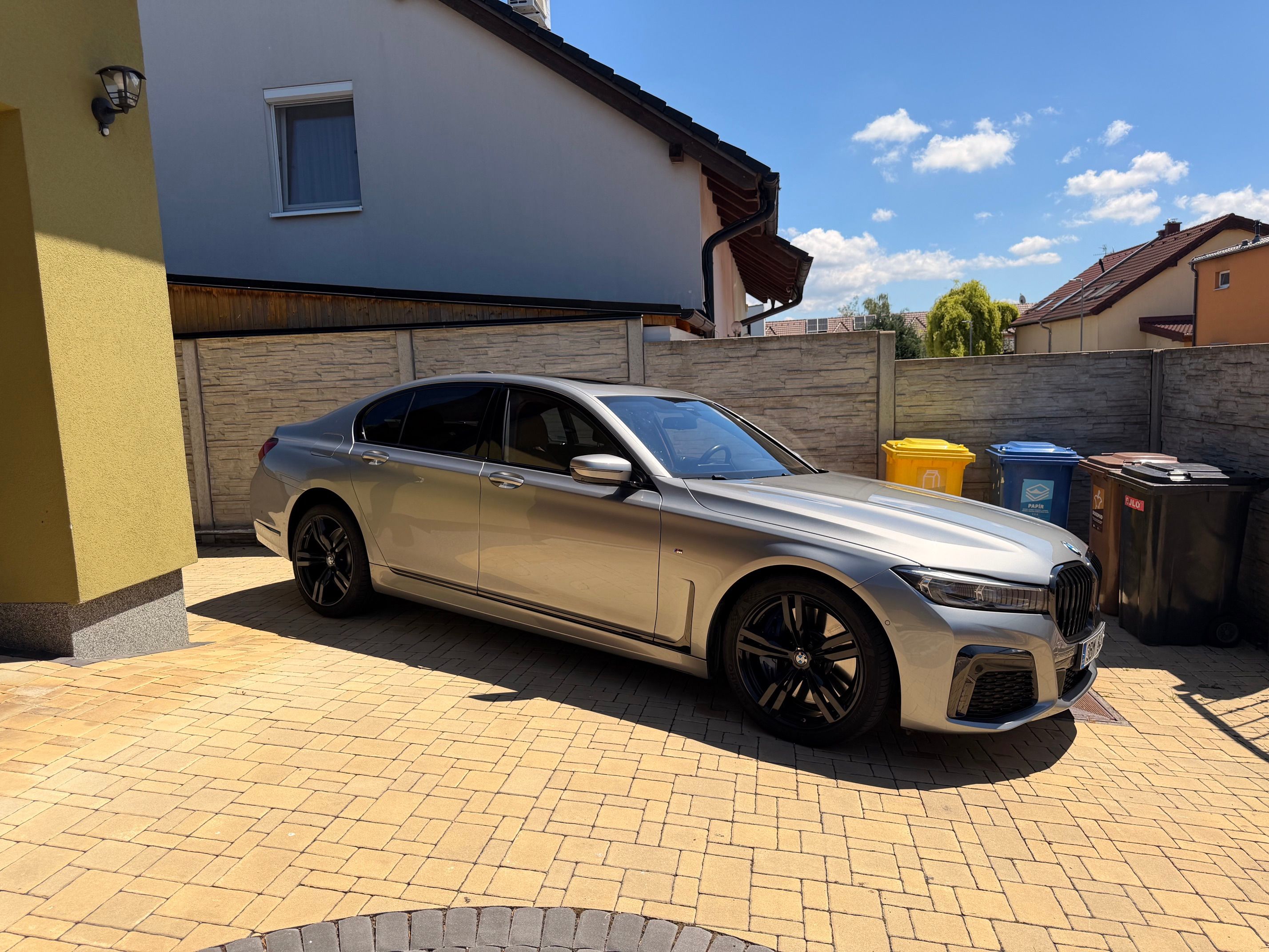 BMW Řada 7, 740xd, ČR, servis BMW, záruka - fotka 2