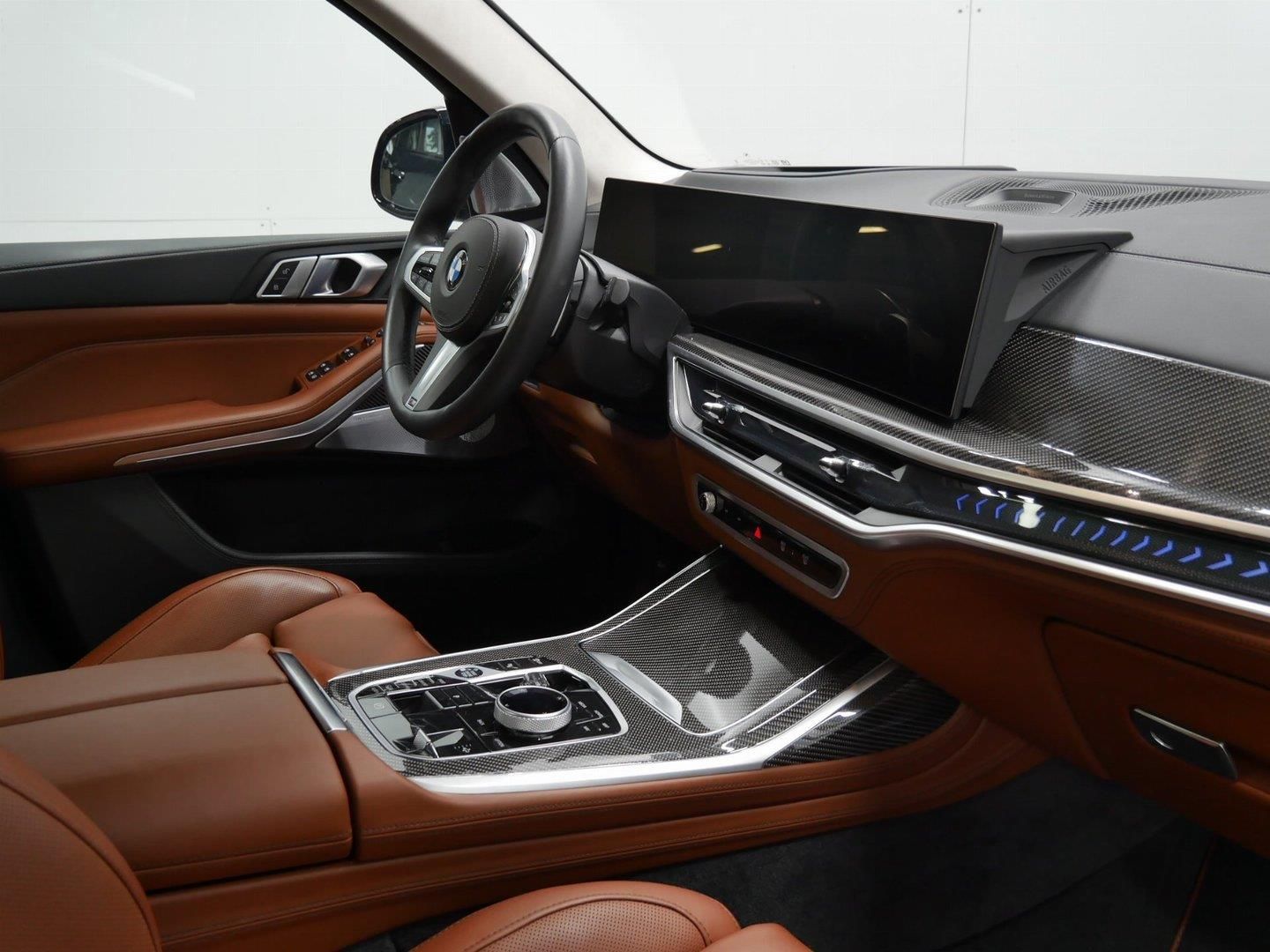 BMW X7, X7 40D xDrive INDIVIDUAL 7 mís - fotka 5