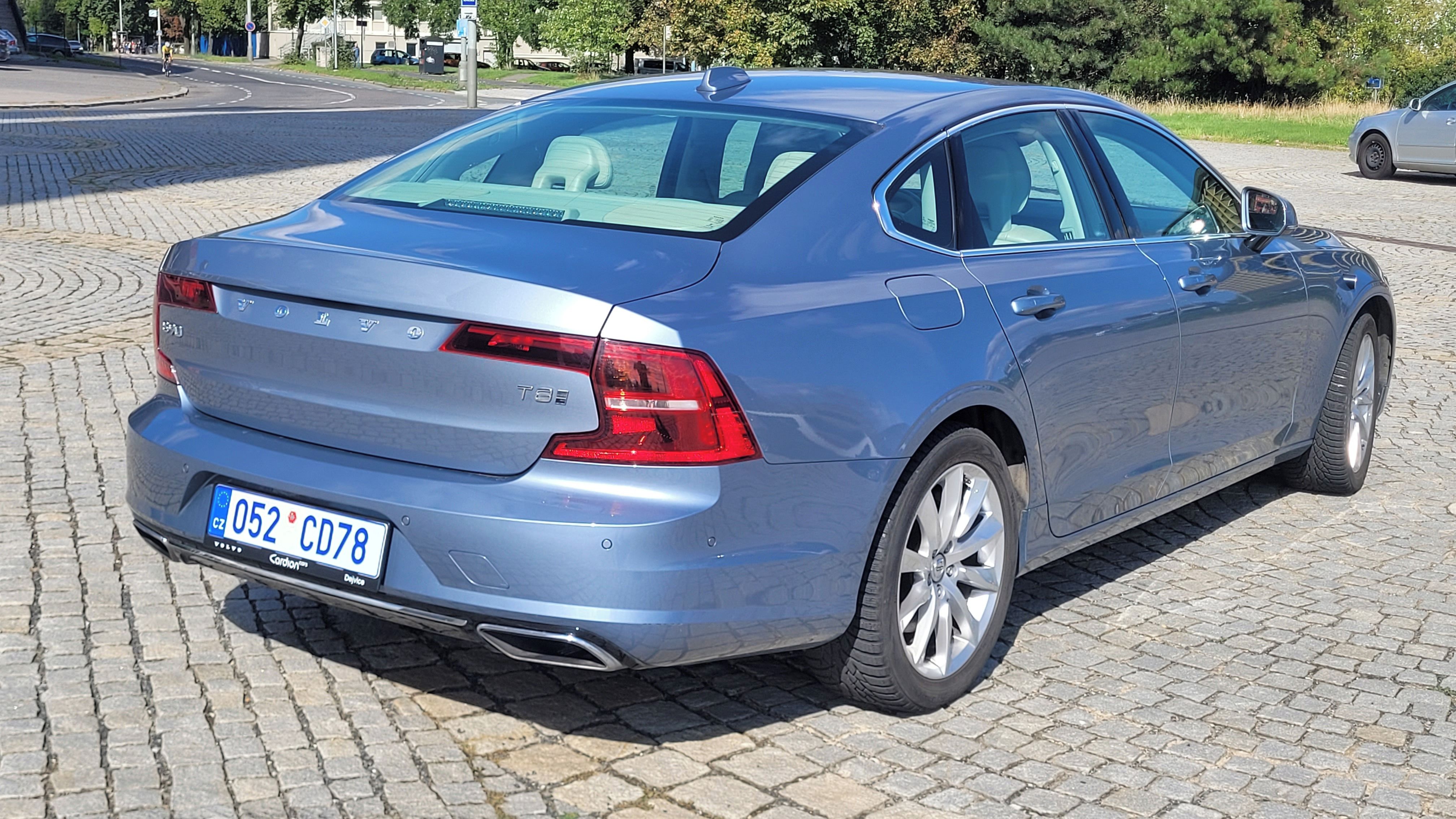 Volvo S90, Volvo S90 T8 TWINENGINE - fotka 2