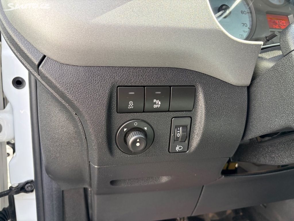 Citroën Berlingo, 1,6 88kW, ČR, SERVISKA