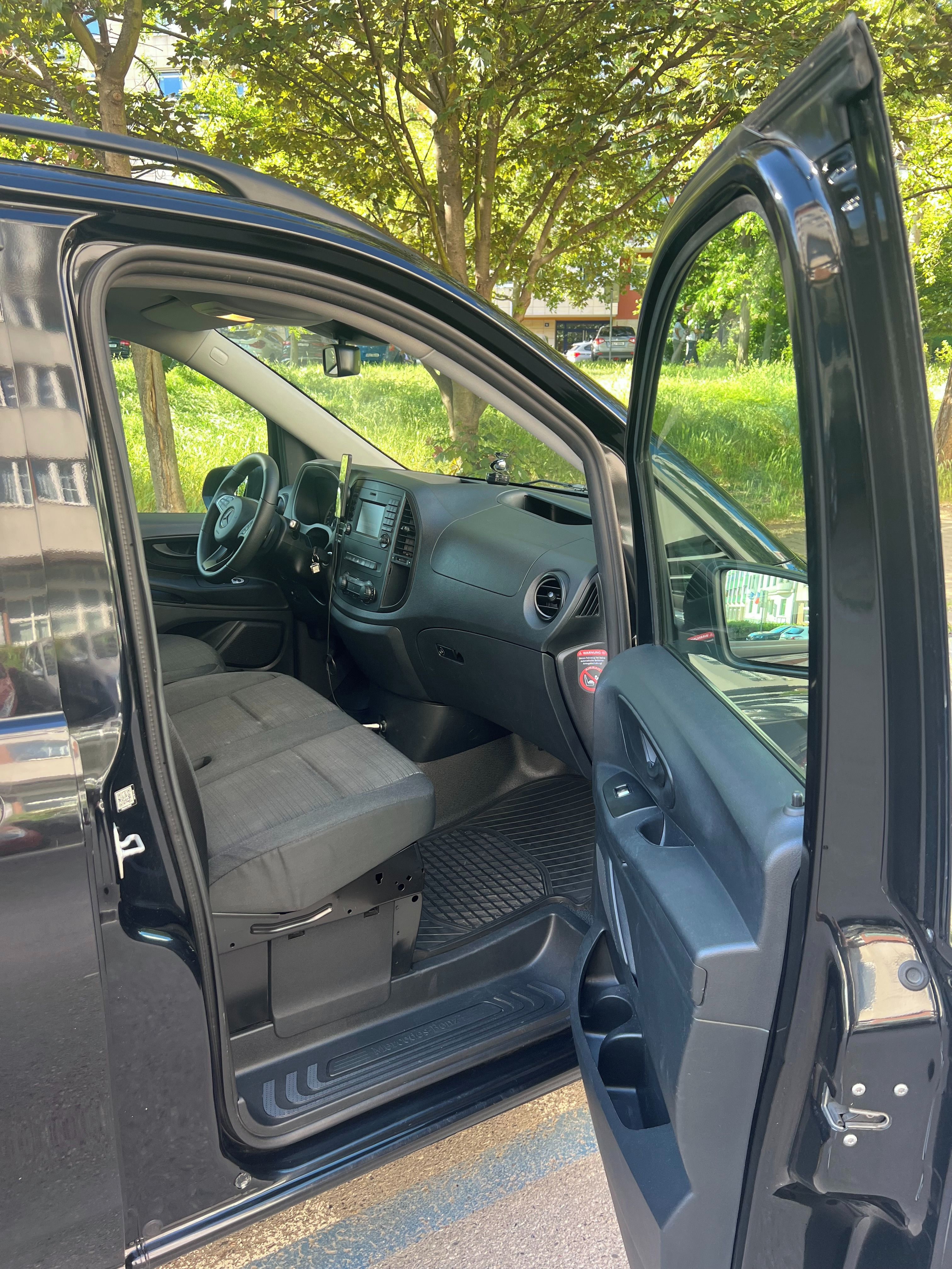 Mercedes-Benz Vito, Tourer, 114 CDI, 8+1,XL, SRN - fotka 3