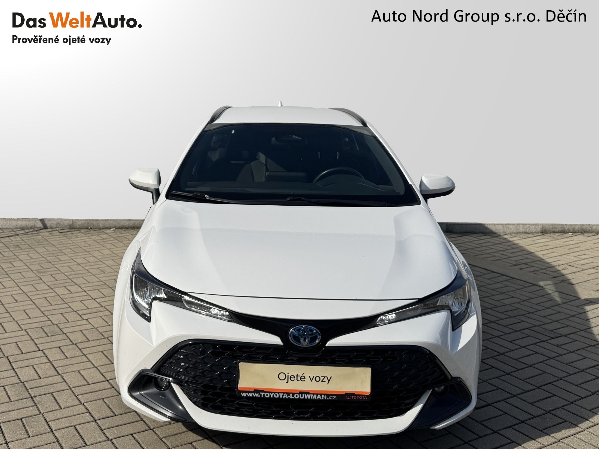 Toyota Corolla, 1.8 Hybrid e-CVT Active Tourin - fotka 4