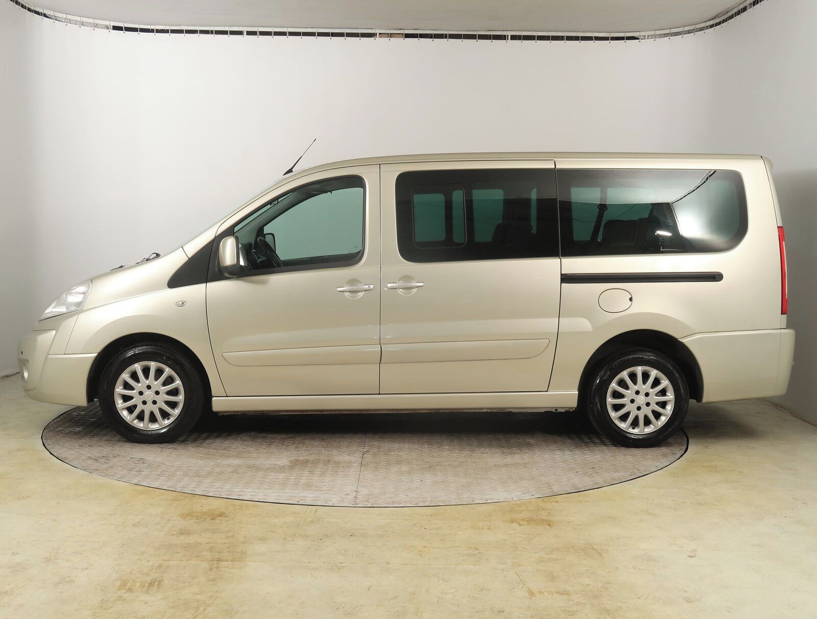 Peugeot Expert, 2.0 HDi, Bus, 8Míst, Klima, ČR - fotka 3