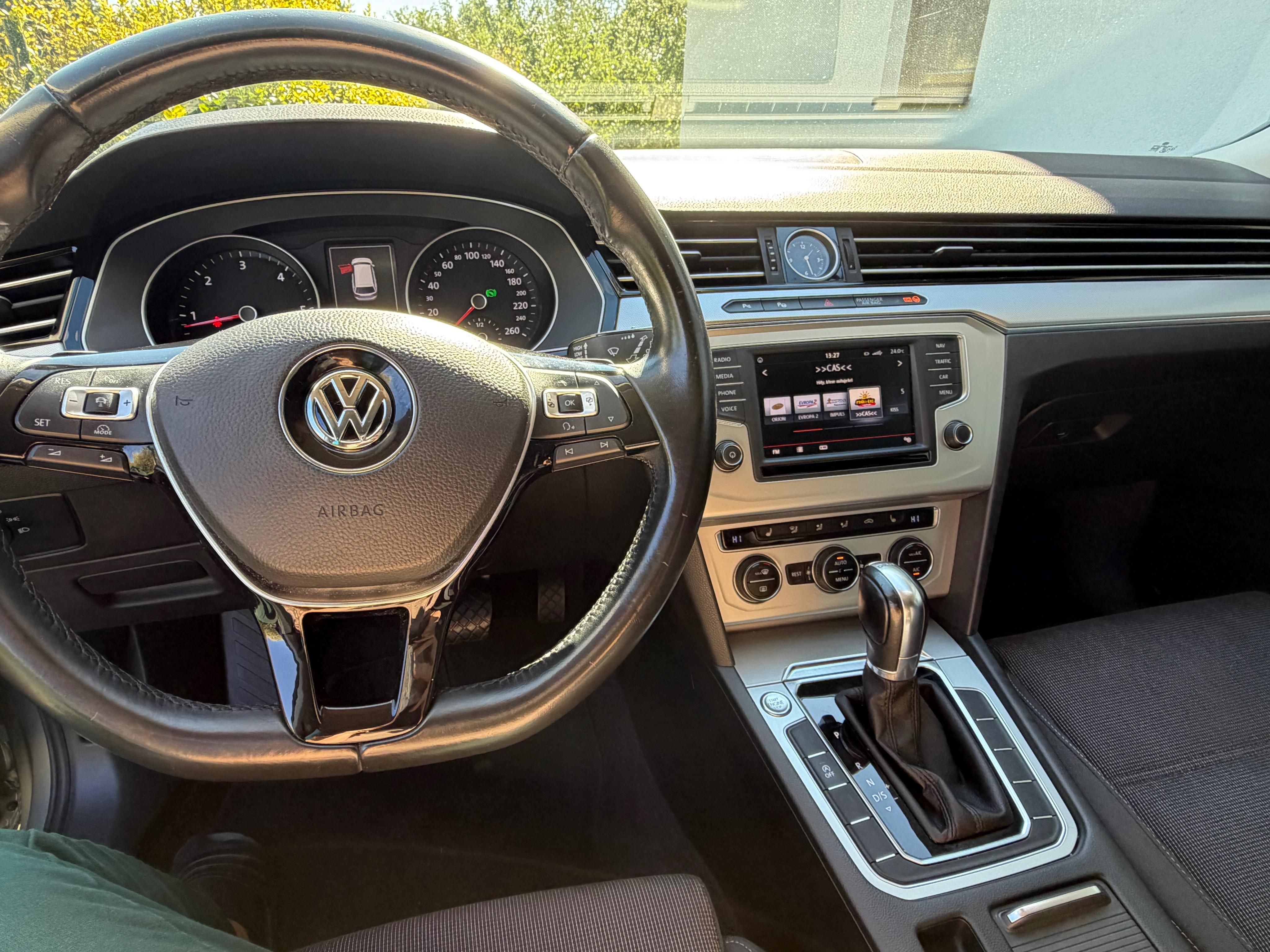 Volkswagen Passat, Comfort line,2.0 TDI,110kW,DSG - fotka 4