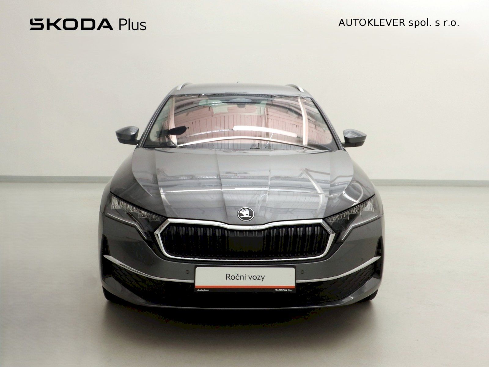 Škoda Octavia, Top Selection DSG 1.5TSI 85kW - fotka 4