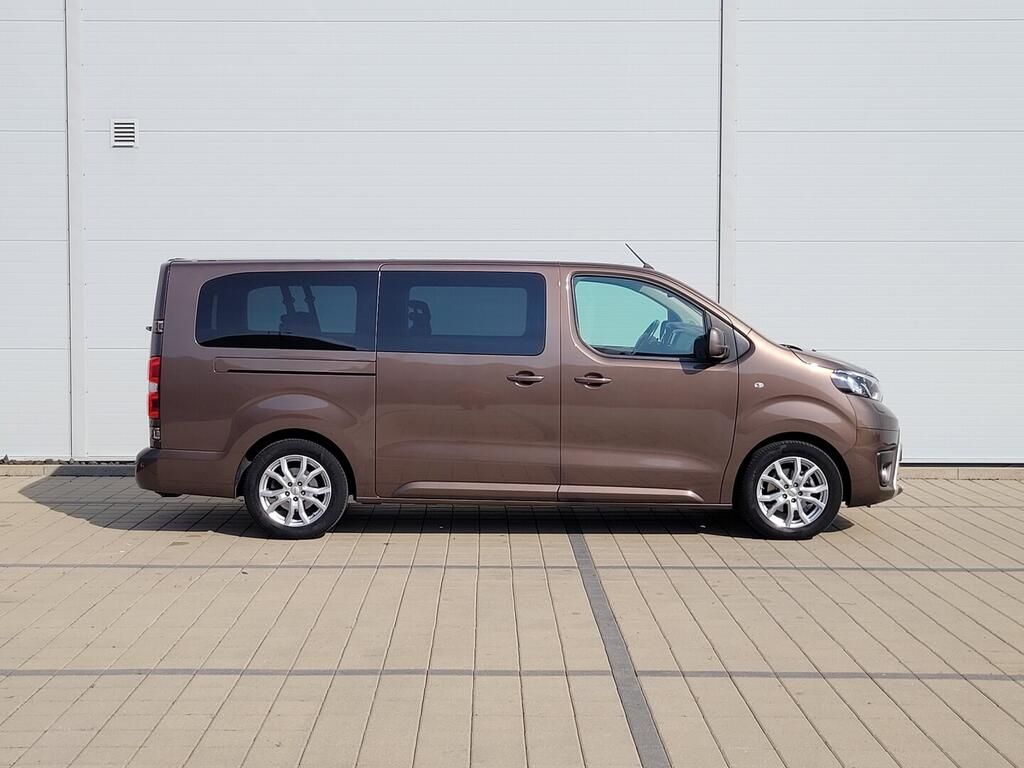 Toyota Proace Verso, Shuttle 2.0 2.0 D 130 kW - fotka 4