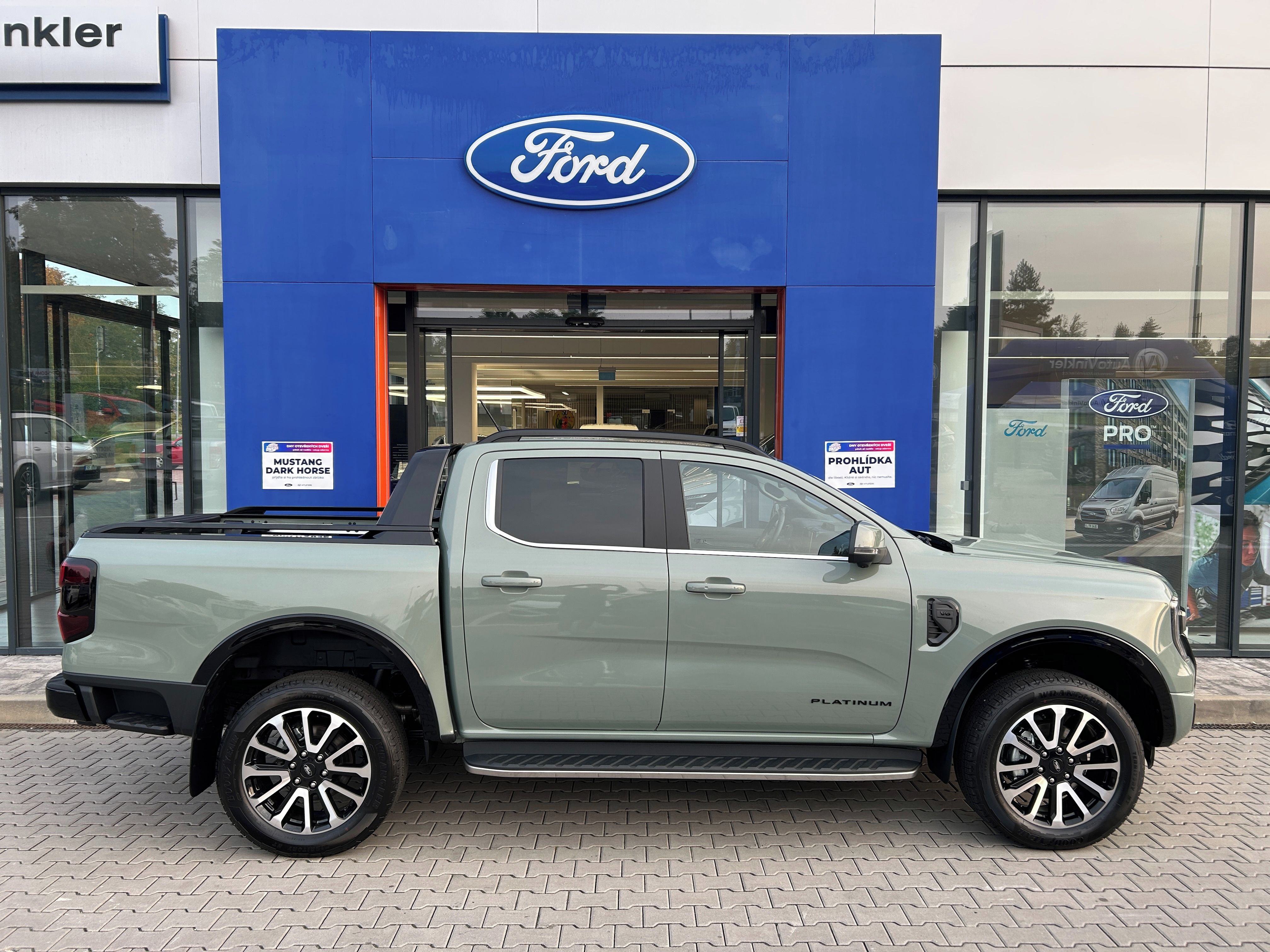Ford Ranger, 3.0 EcoBlue V6 176 kW PLATINUM - fotka 4