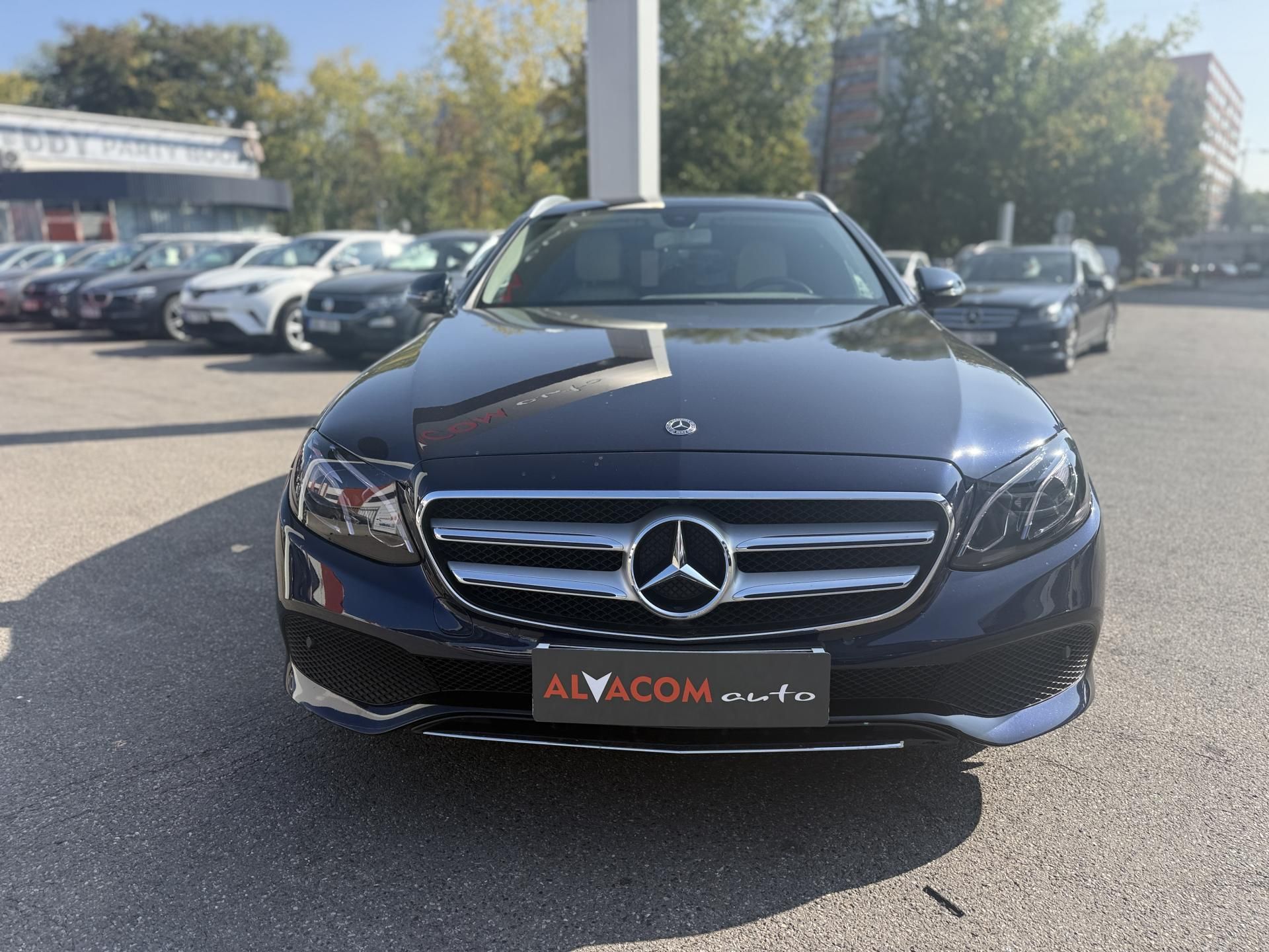 Mercedes-Benz Třídy E, 200 CDi - fotka 3