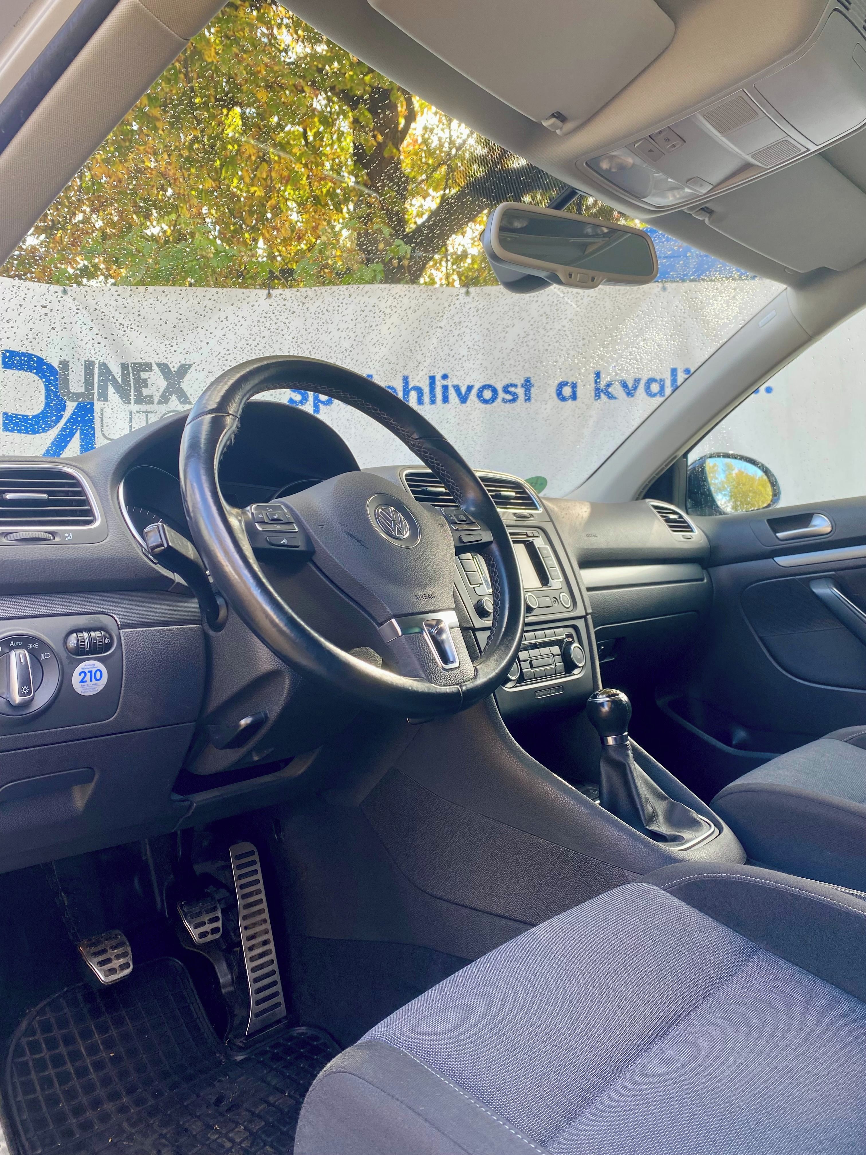 Volkswagen Golf, 1.6 TDI , 77 kW , KOMBI - fotka 6