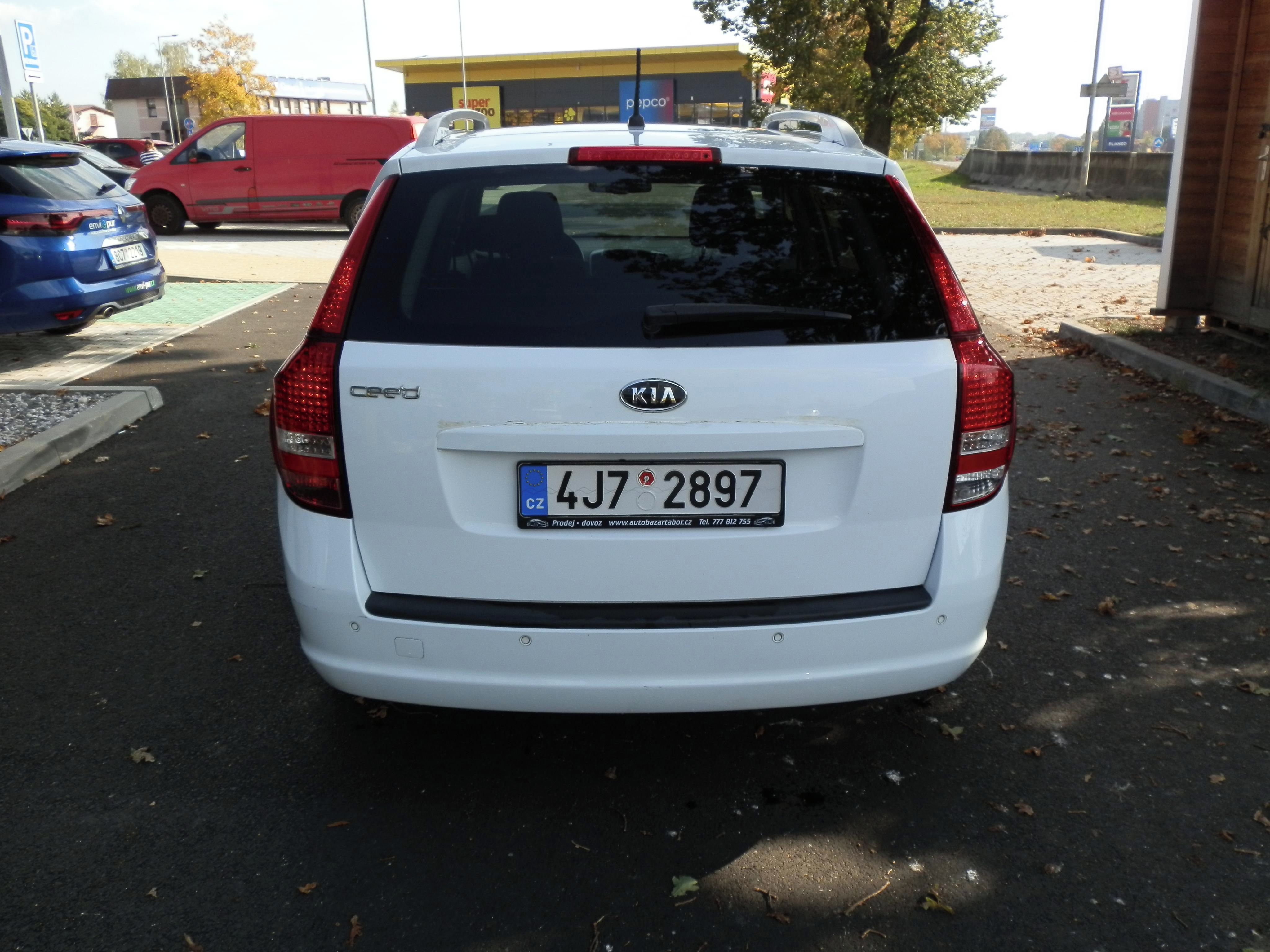 Kia Cee´d, 1,6 LPG - nová STK - fotka 6