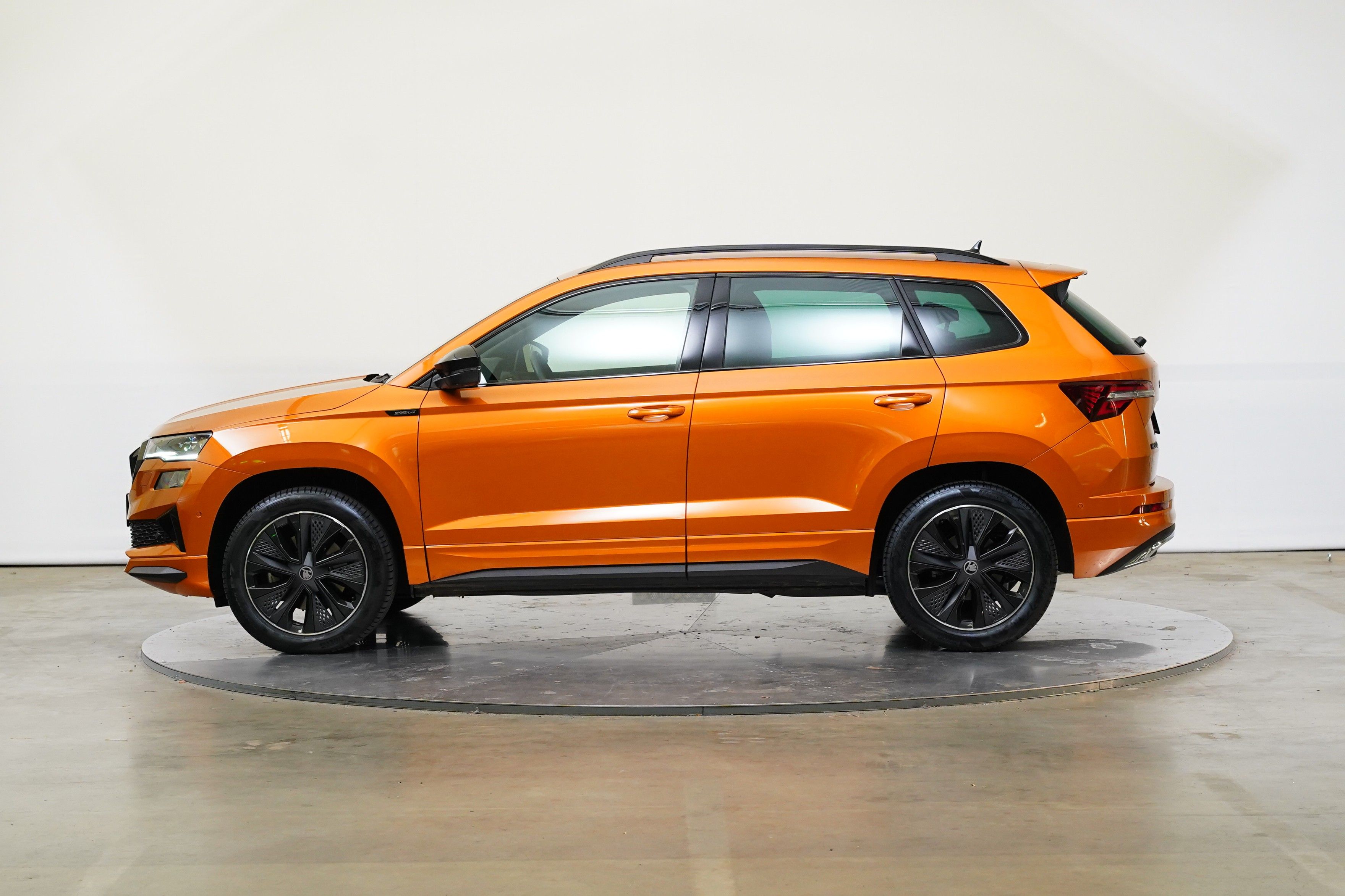 Škoda Karoq, 2.0 TDI 110 kW 4x4 Sportline - fotka 3