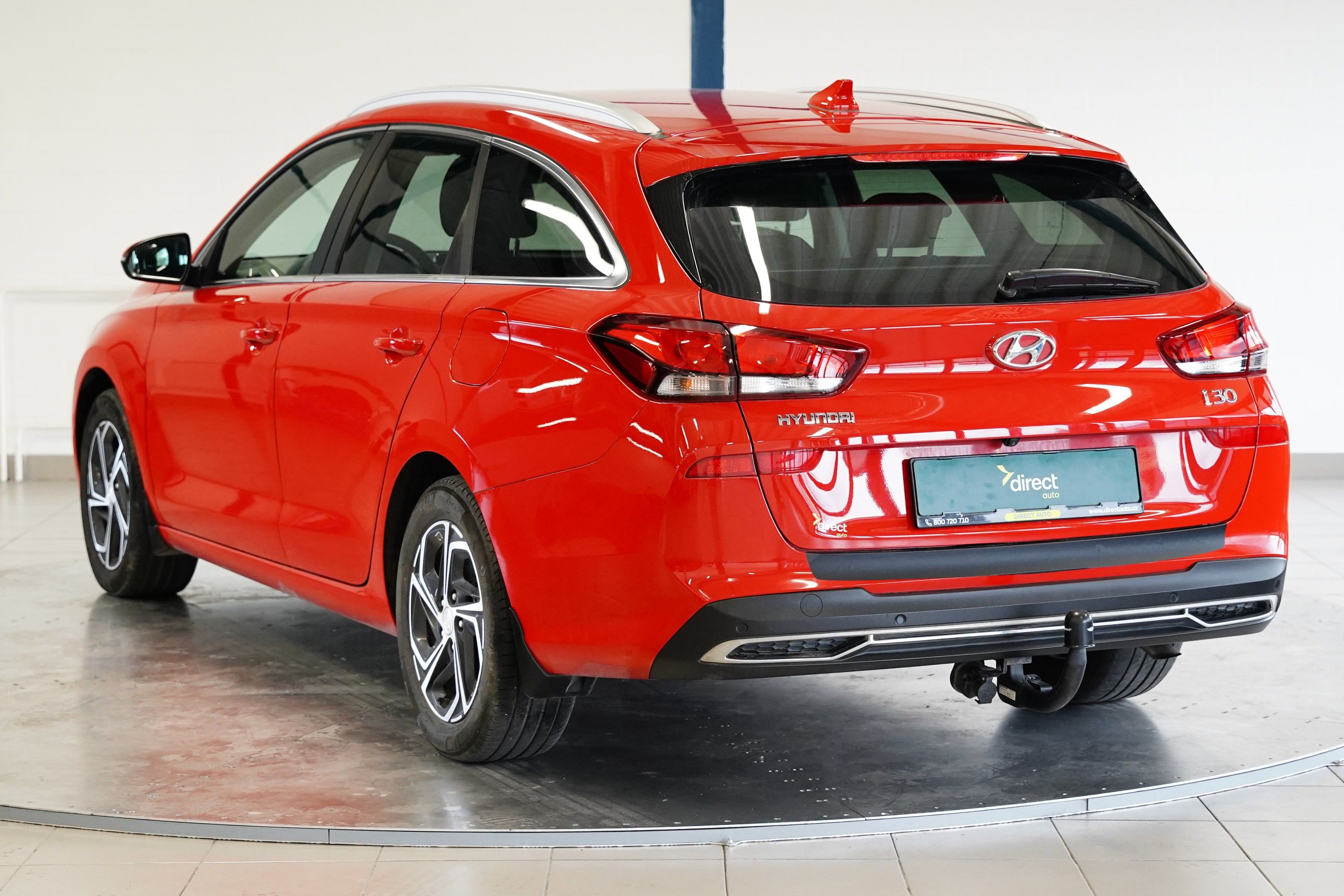 Hyundai i30, 1.5 DPi 81 kW Smart - fotka 4