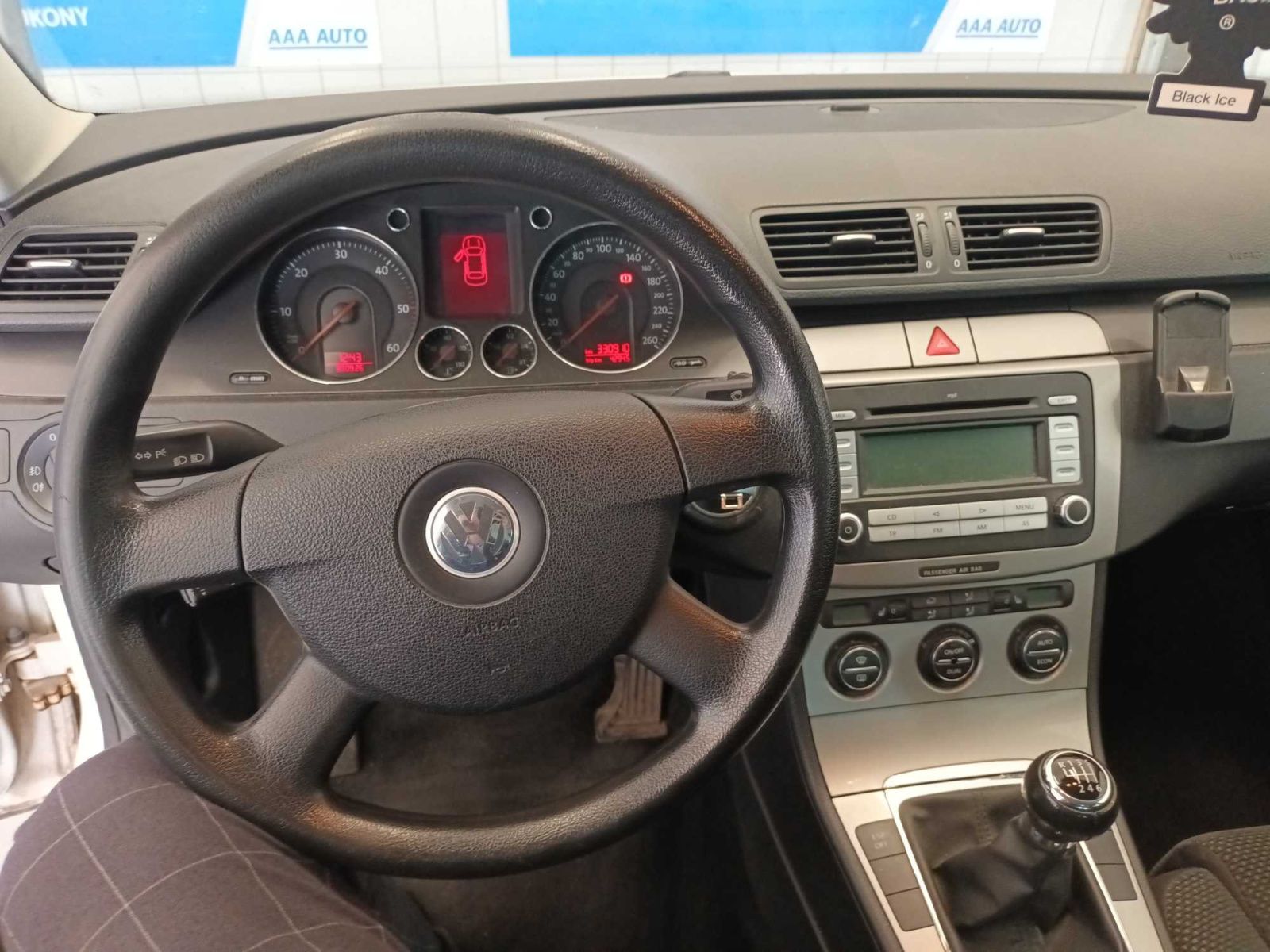 Volkswagen Passat, 2.0 TDI, Tažné - fotka 3
