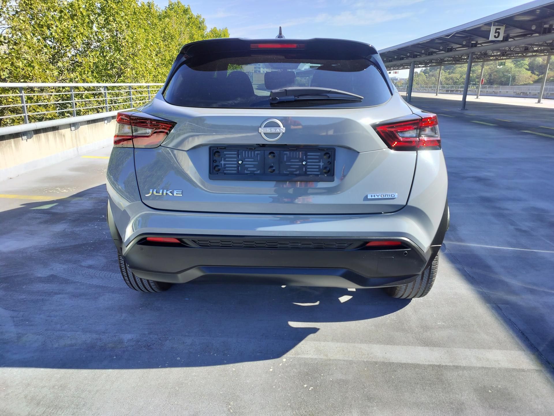 Nissan Juke, 1.6 Hybrid - fotka 6