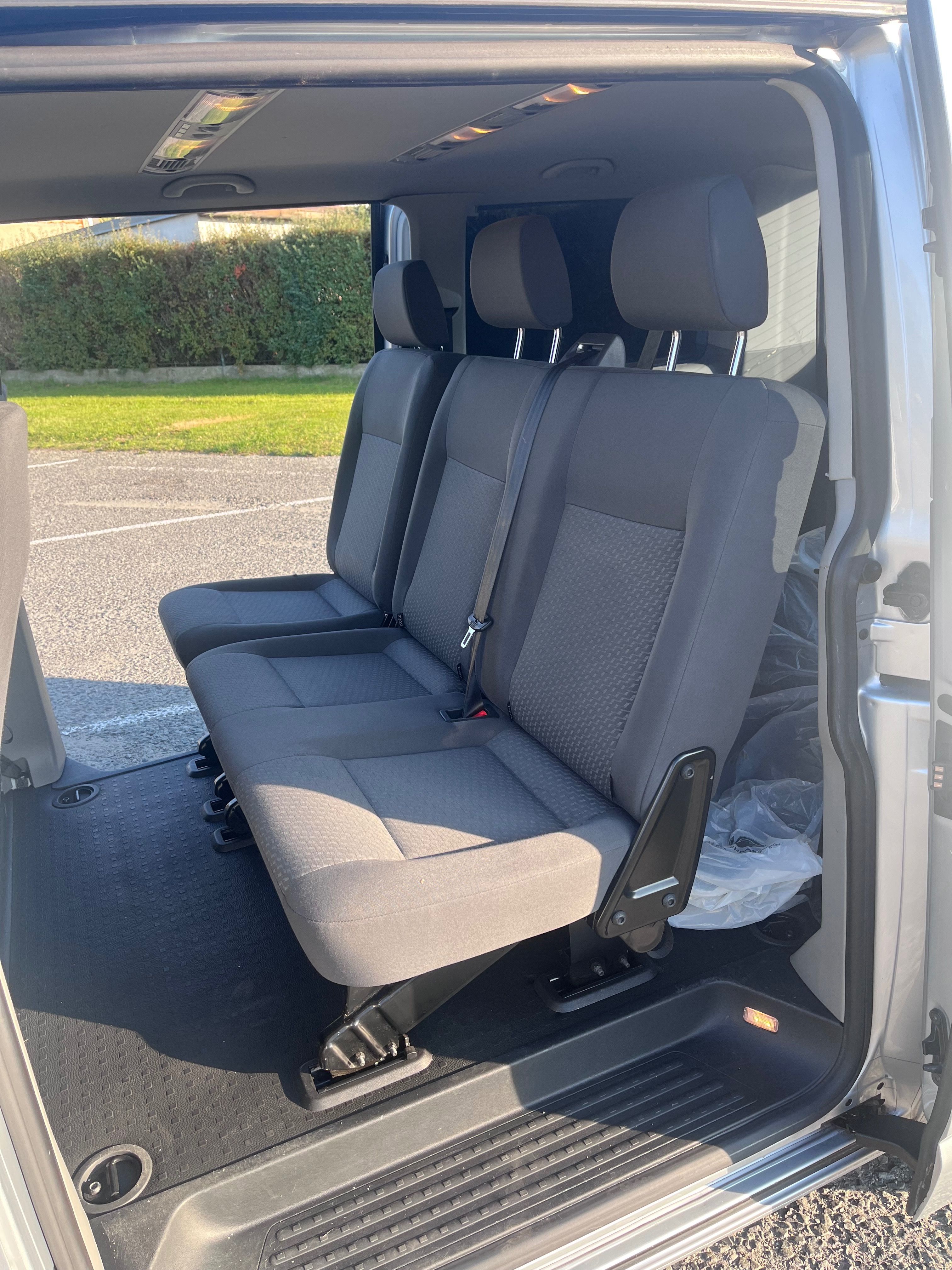 Volkswagen Caravelle, 202 000- rozvody, nový startér - fotka 6