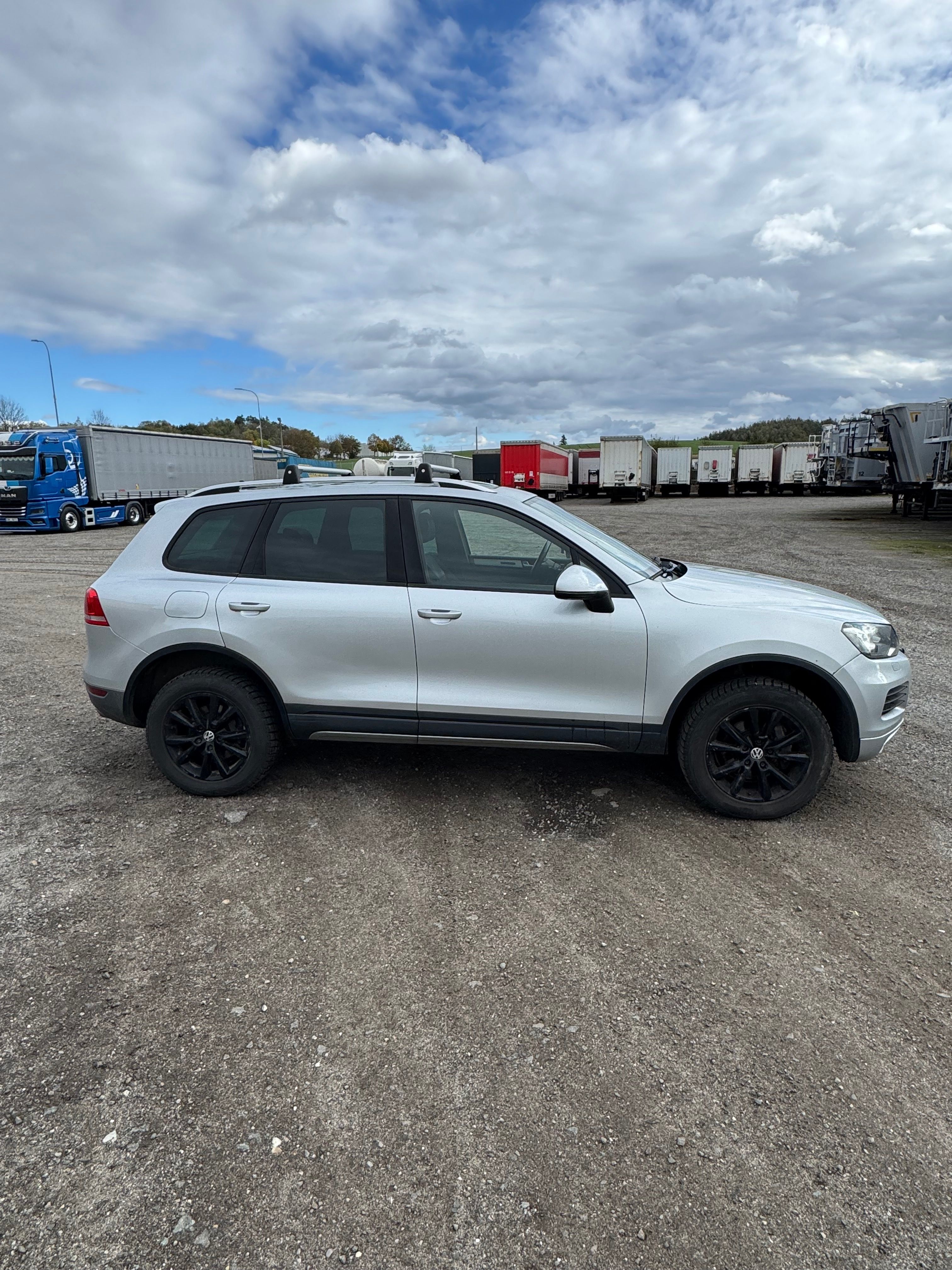 Volkswagen Touareg, 3.0 176kw terain tech - fotka 2