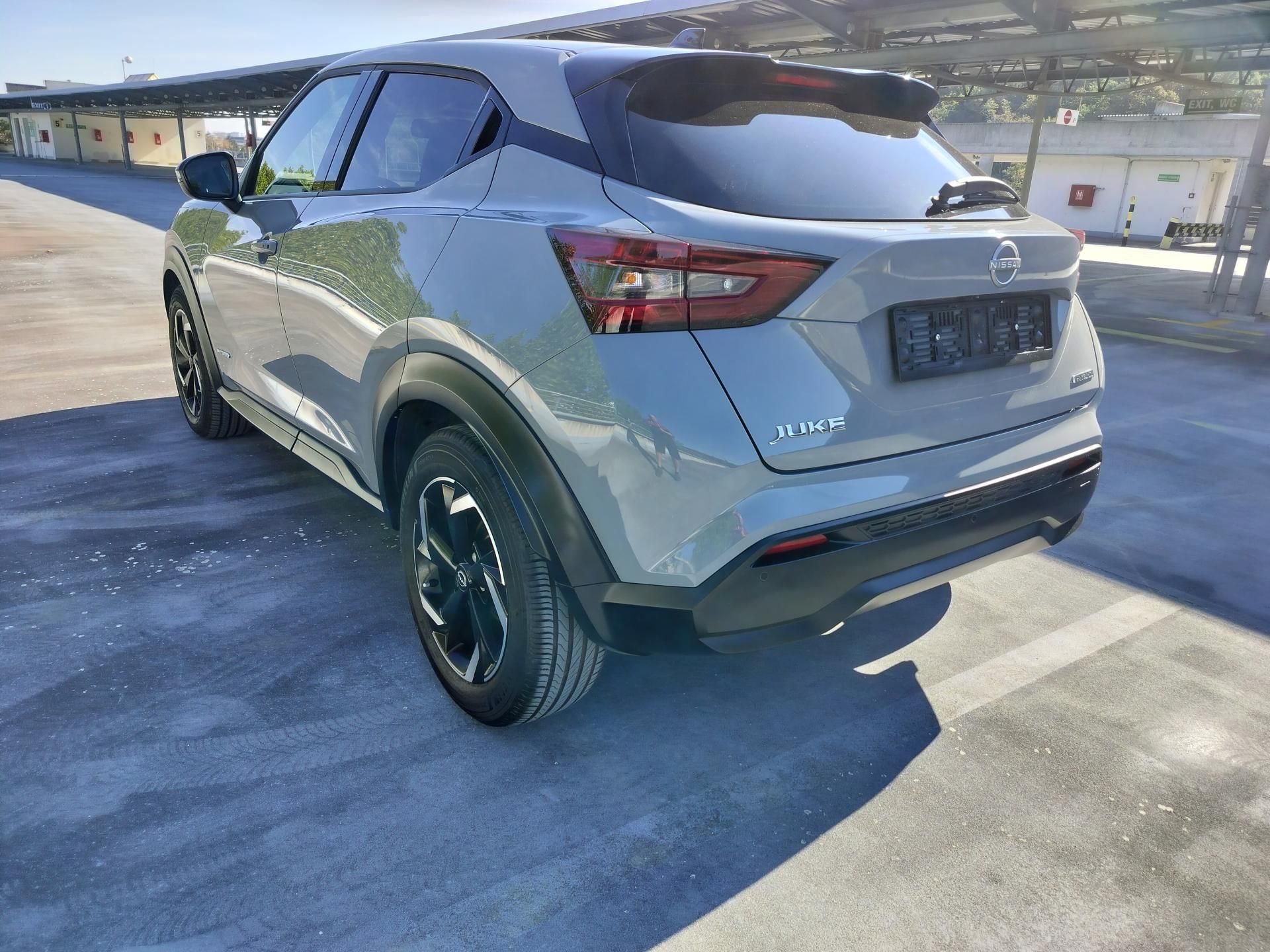 Nissan Juke, 1.6 Hybrid - fotka 5