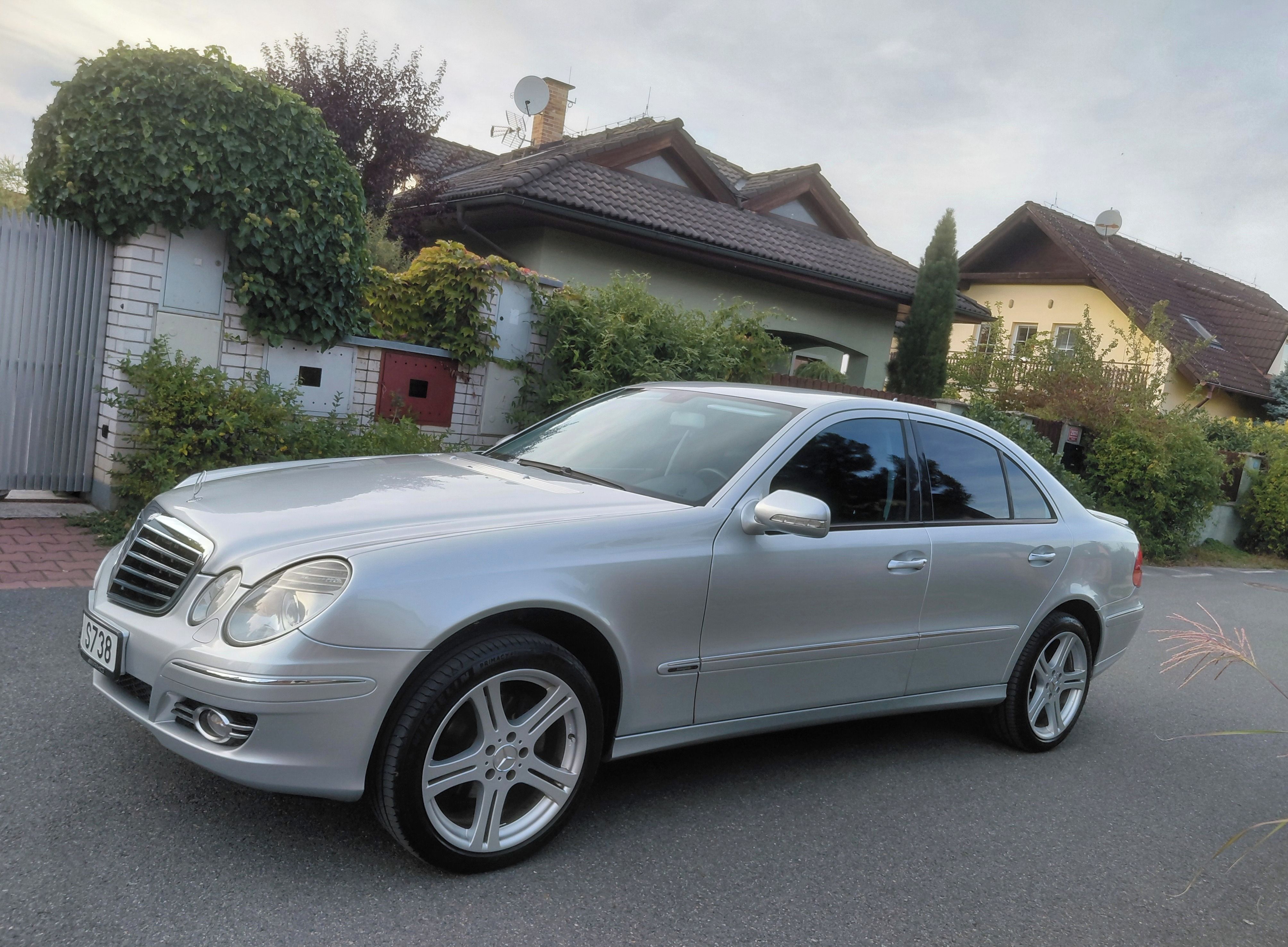 Mercedes-Benz Třídy E, 320CDI 7G-Tronic,Facelift - fotka 4