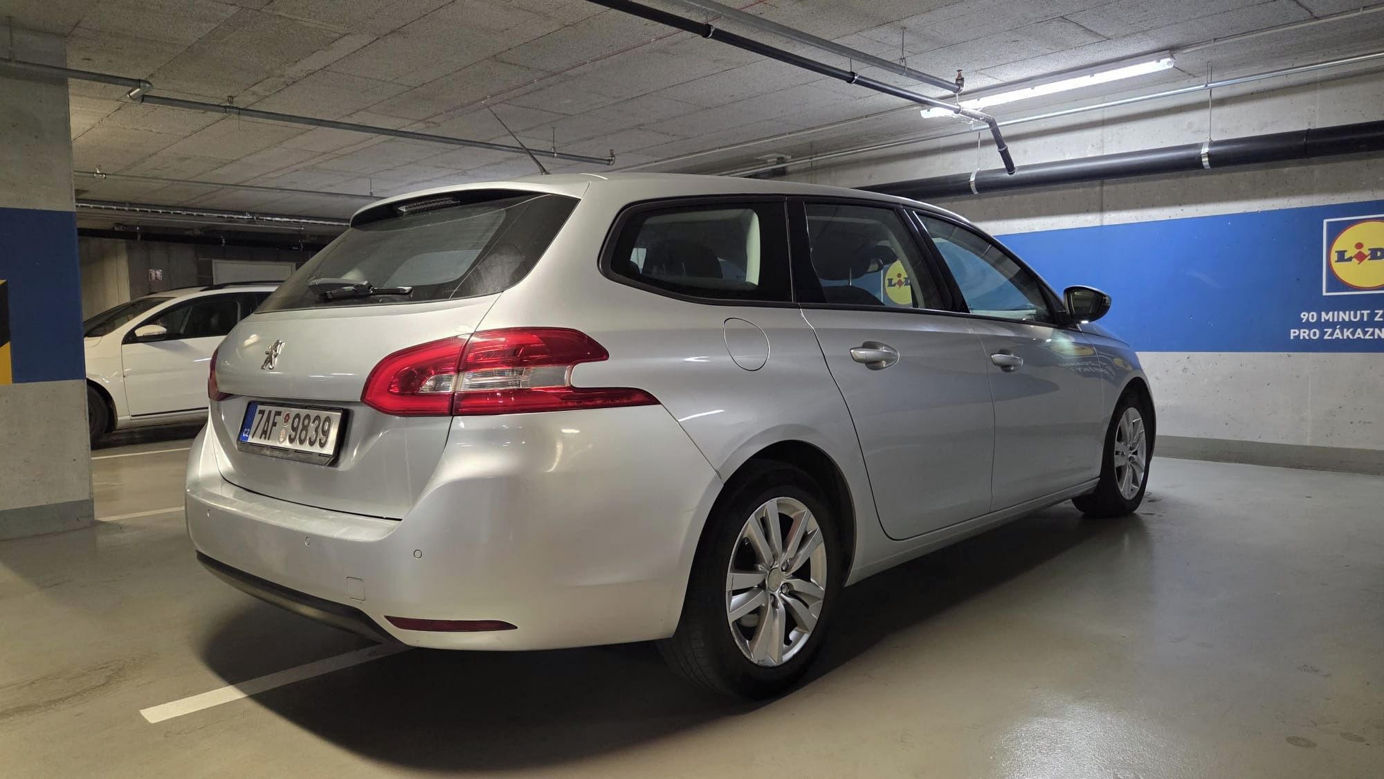 Peugeot 308, Peugeot 308 sw 2014 1.6hdi - fotka 5