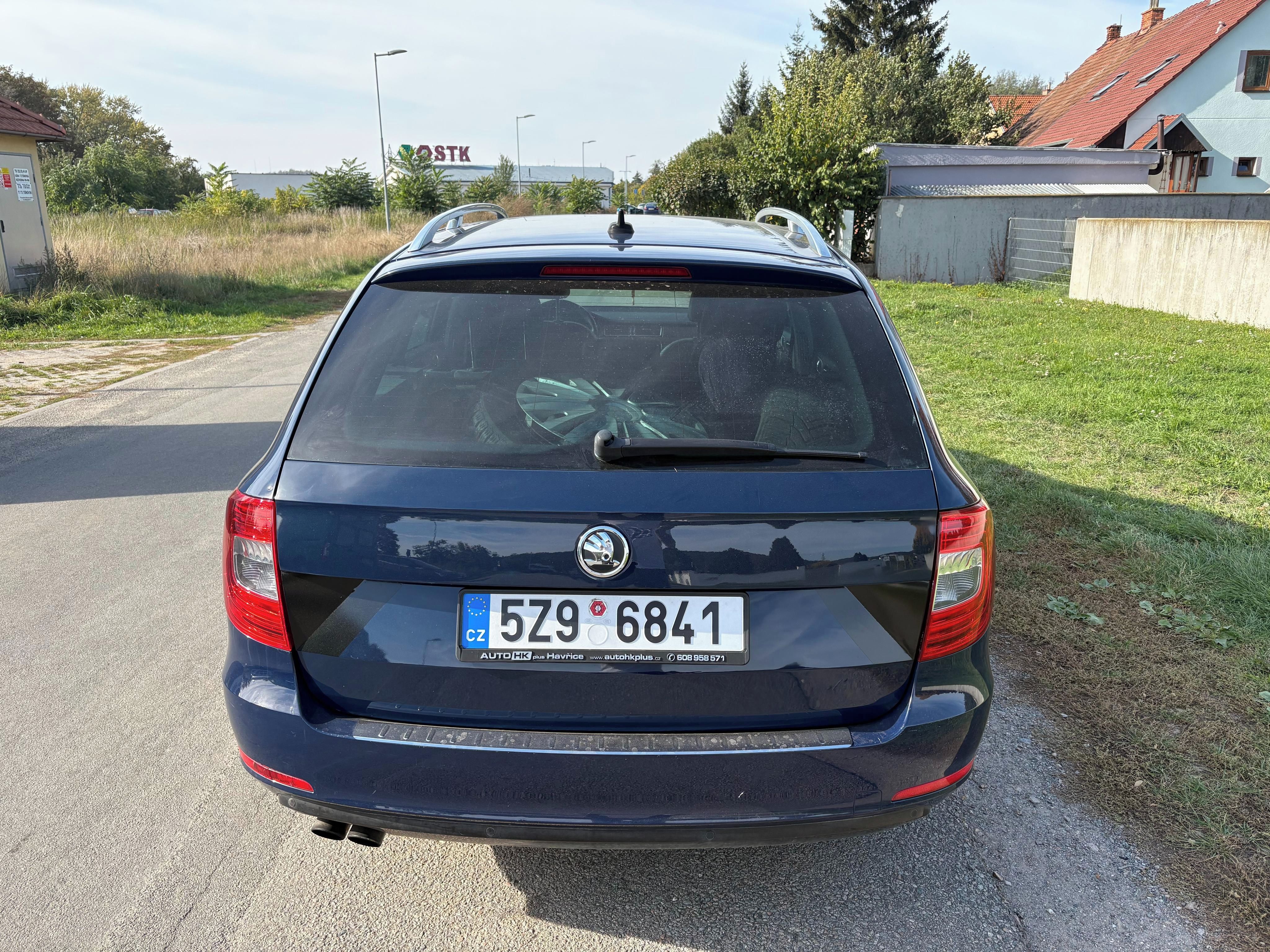 Škoda Superb, 2.0TDi - 103kW + zimní pneu - fotka 5