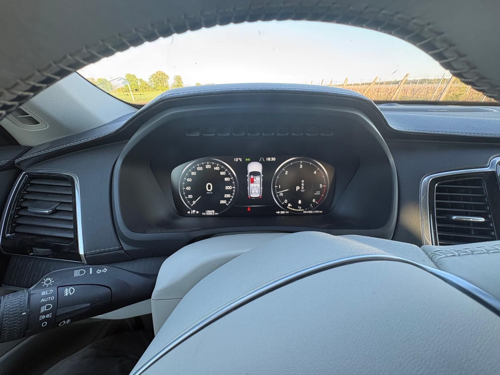 Volvo XC90, Prodej - fotka 5