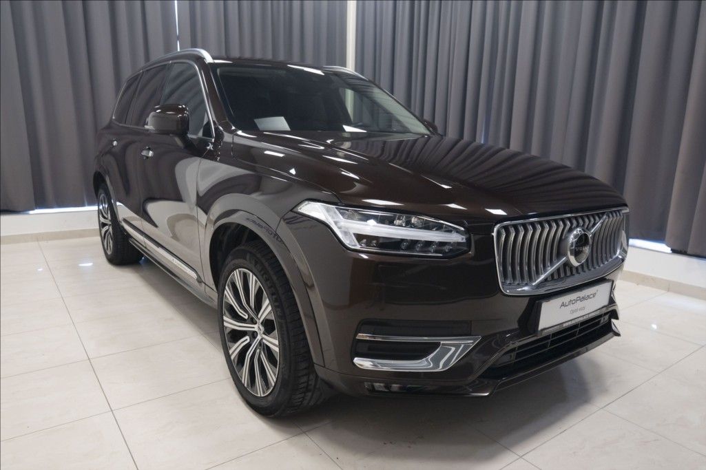 Volvo XC90, 2,0 B5 AWD INSCRIPTION 7 MÍST - fotka 3